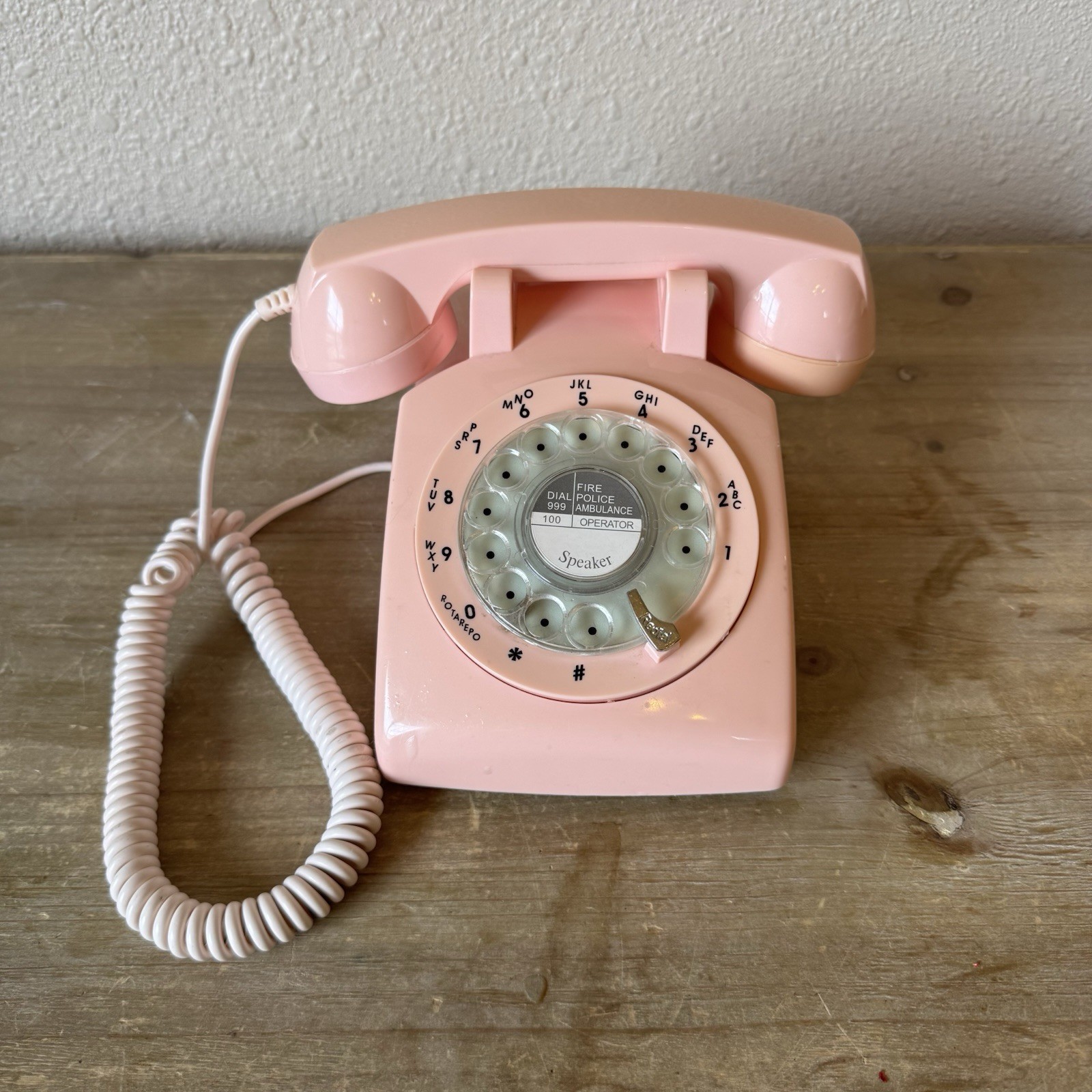 Vintage Style Pink Retro Old School Old Fashioned Rotary Dial Telephone