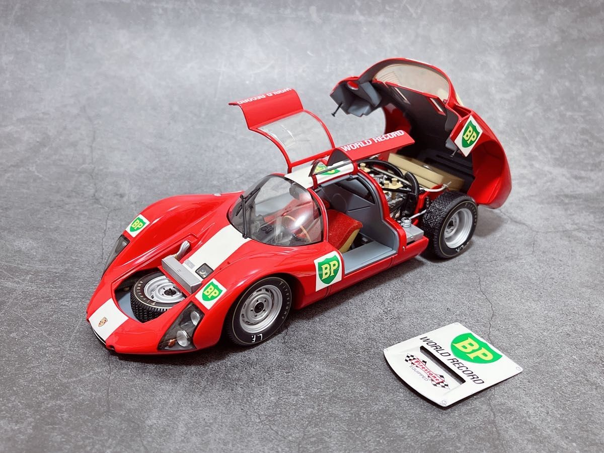 Minichamps 1/18 Porsche 906E 'BP WORLD RECORD RUNS' Monza 1967