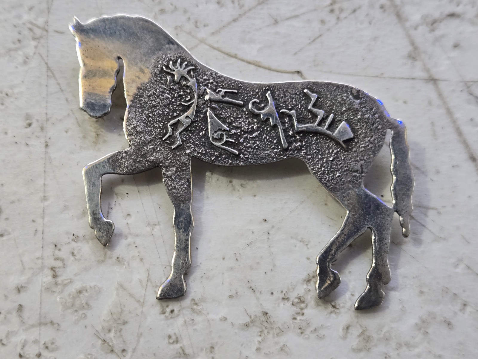 Lonn Parker Originals Navajo Contemporary Horse petroglyphs Silver Pin
