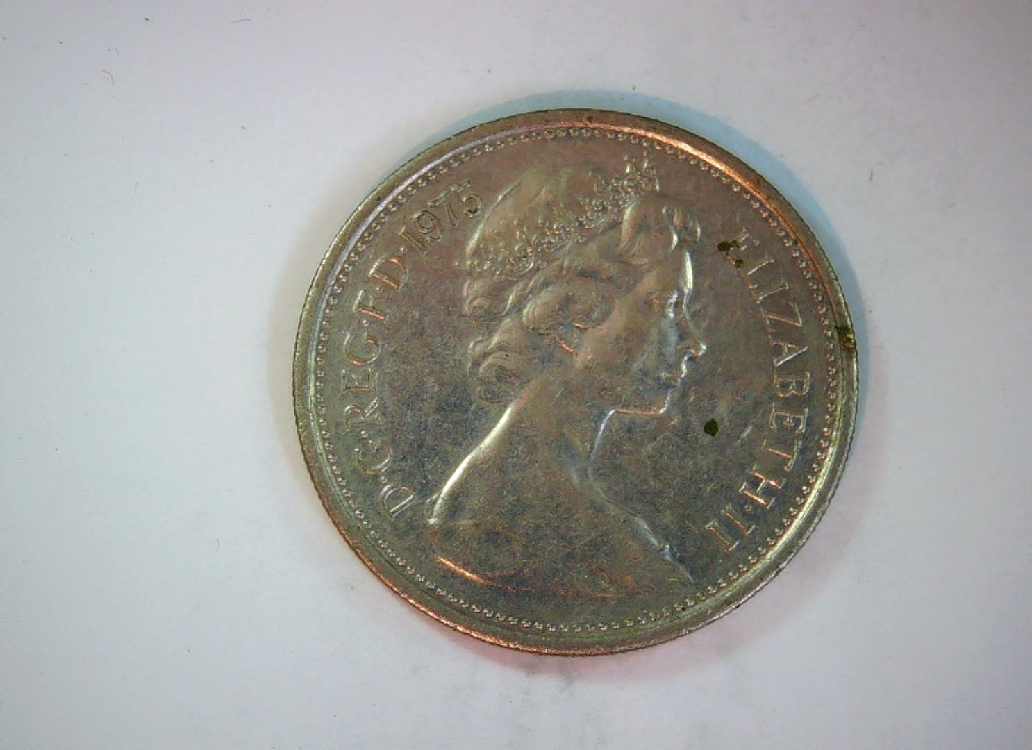 Canada 1975 5 Cents Elizabeth II (Young Head) 5 Cents Coin