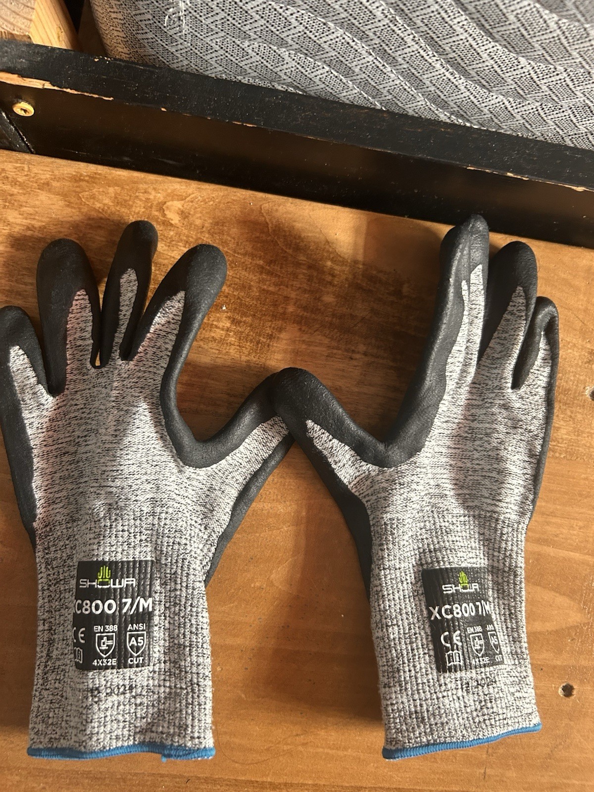 Showa Work Gloves Men’s Small