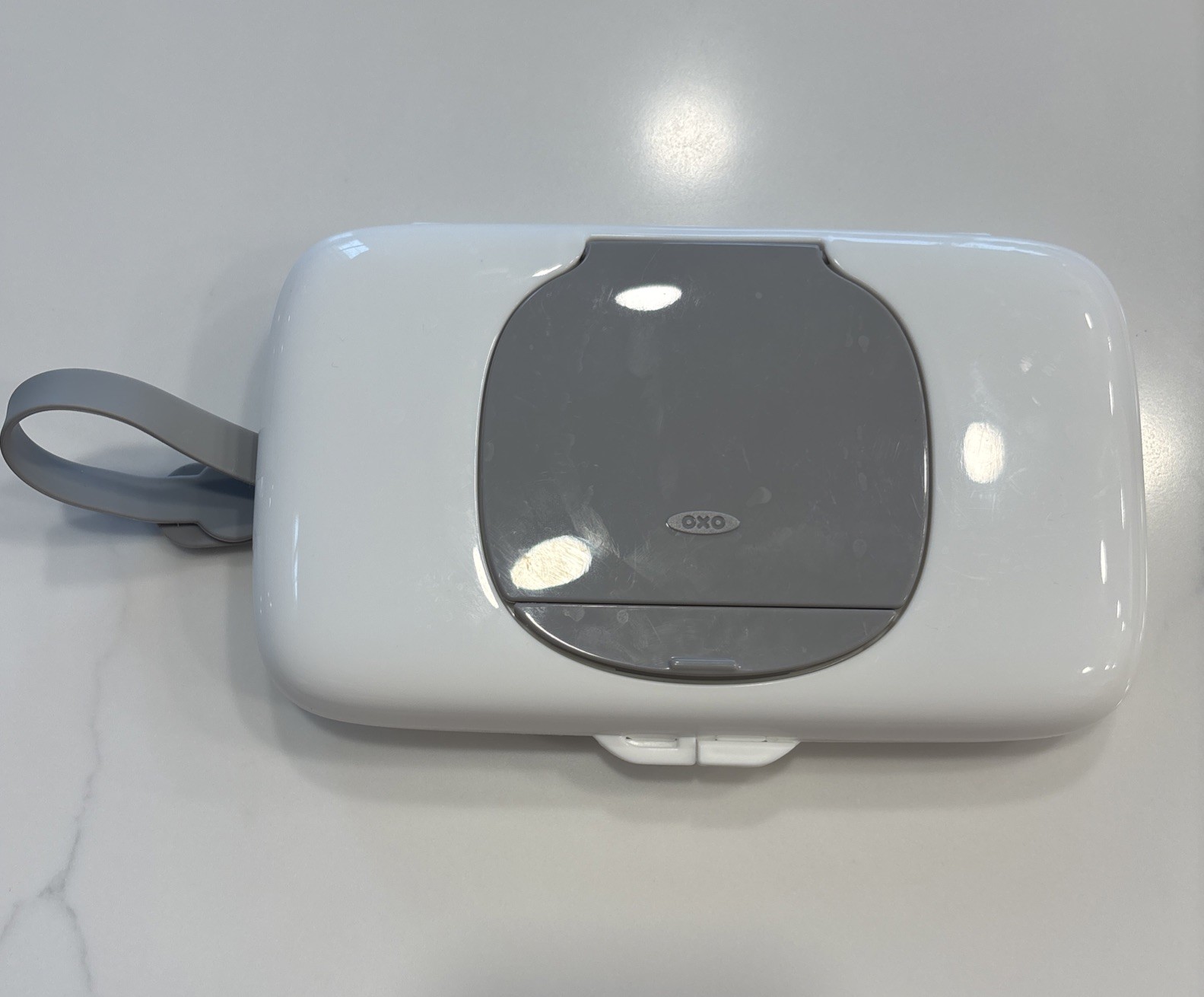 OXO Tot On-The-Go Travel Convenient Wipes Dispenser White/Gray