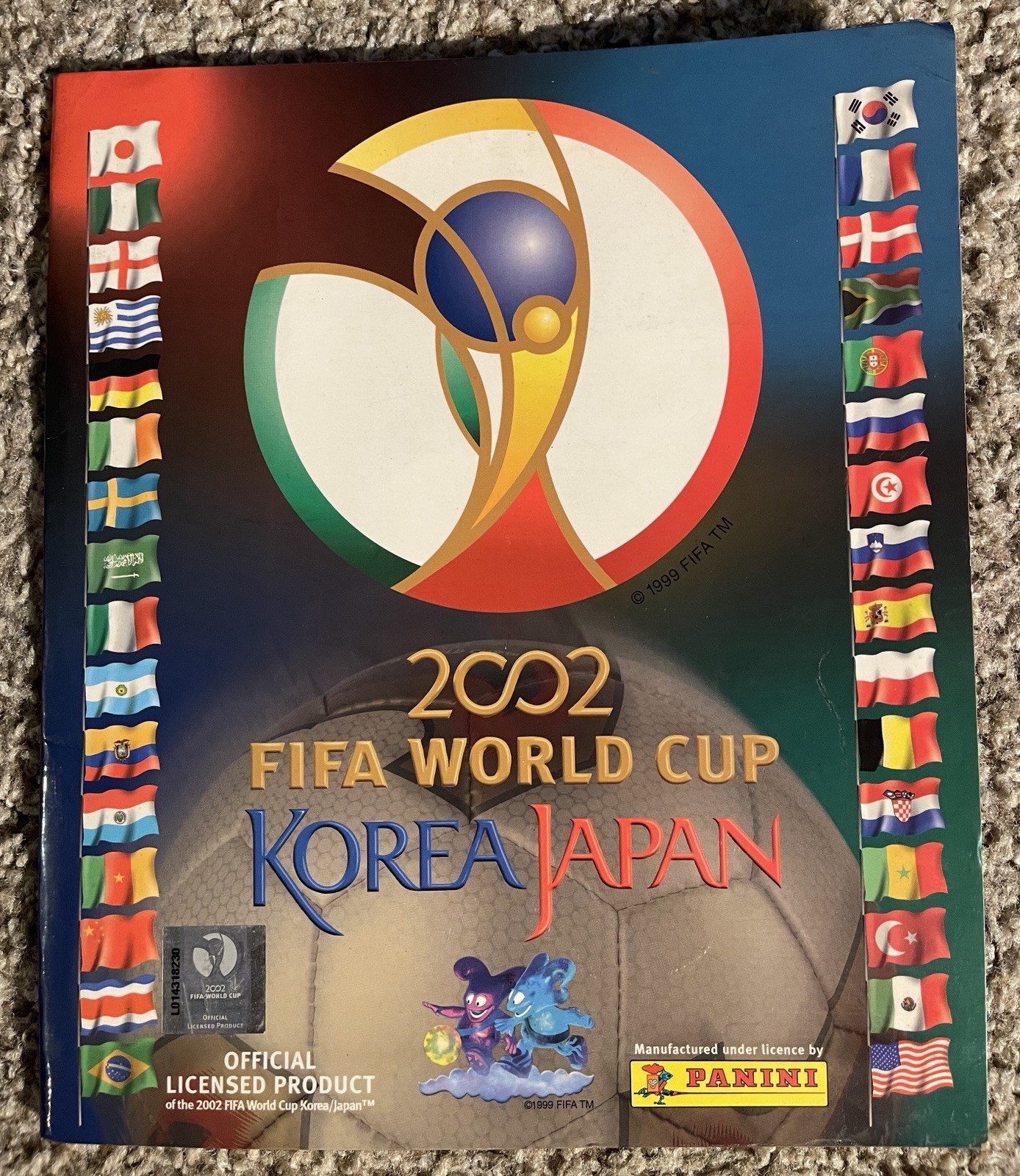 Panini Album 100% Complete Full Sticker Set – Original – Excellent Condition  