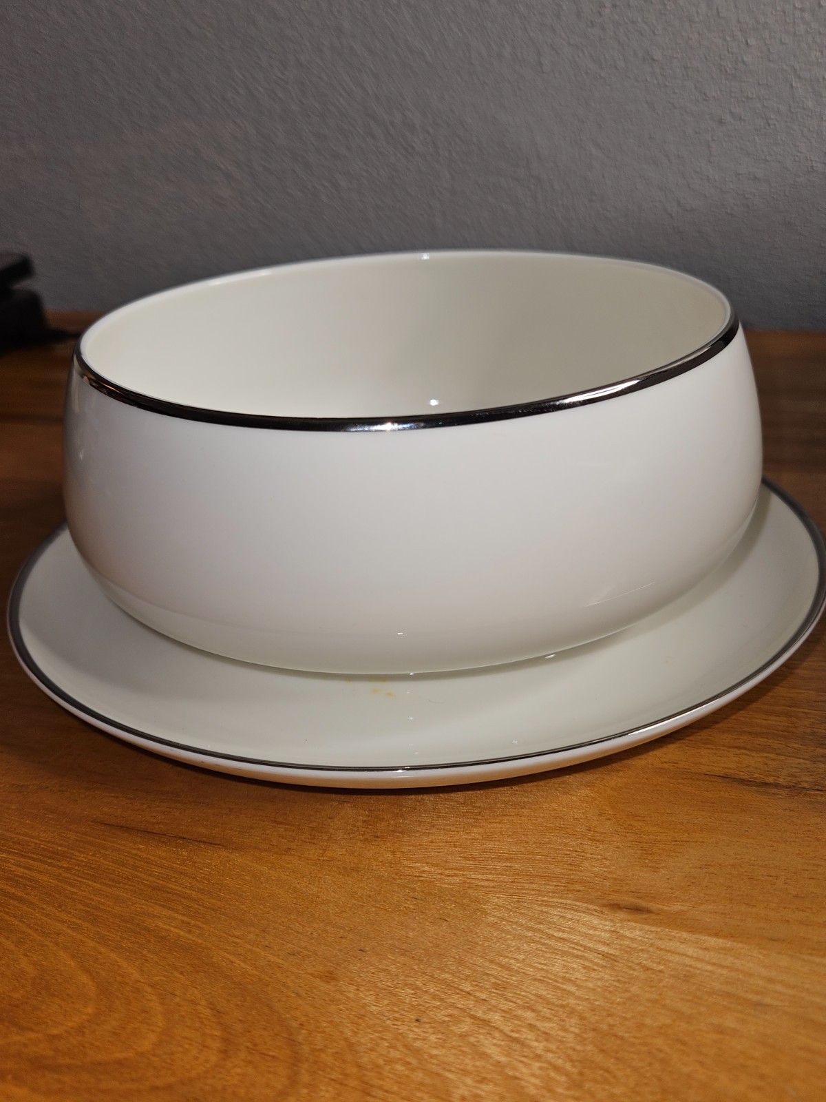 Vintage Noritake Ivonne Gravy Boar with Underplate Japan # 7522 Platinum Rim