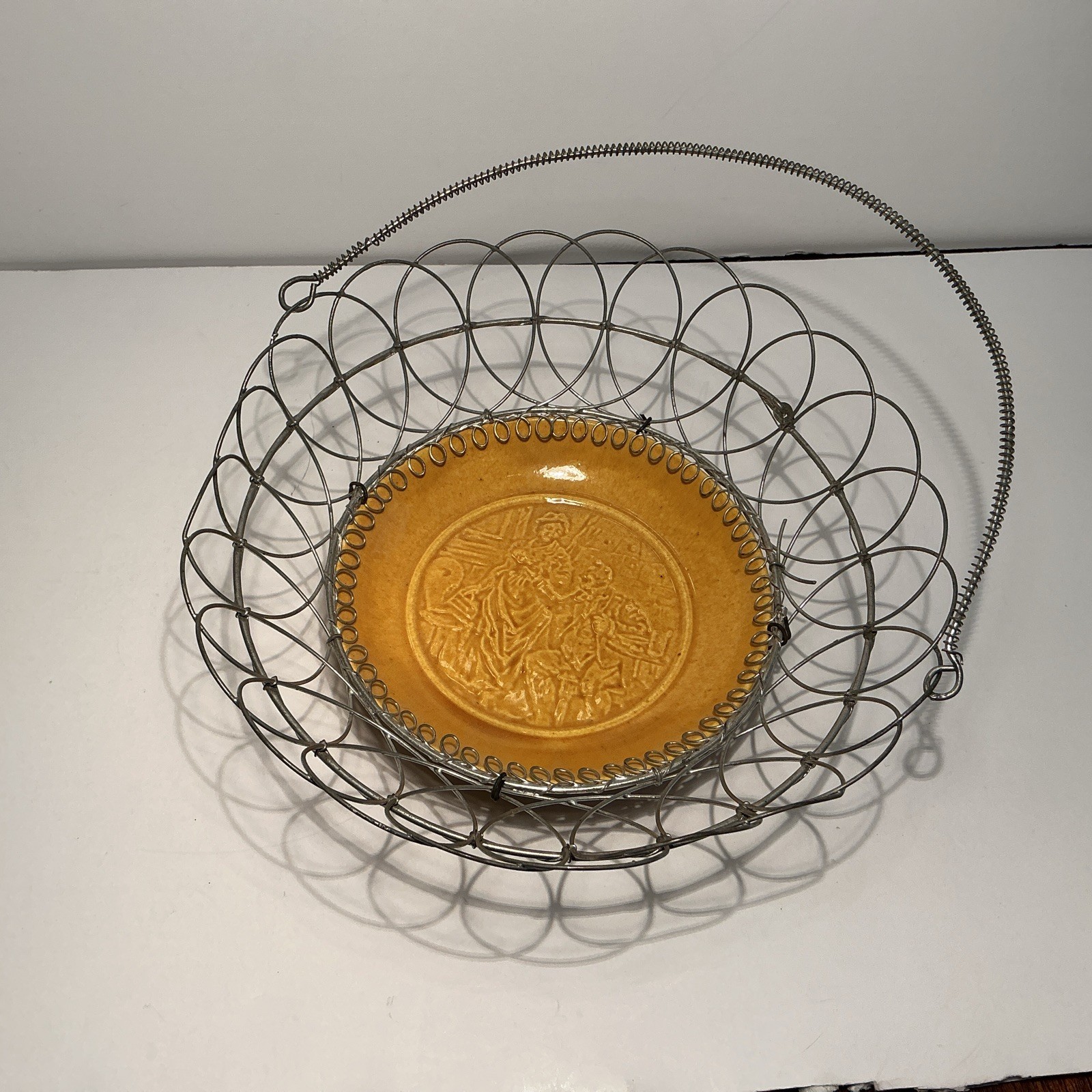 Antique Villeroy & Boch Germany - Majolica Plate in Wire Basket w/ Handle (599)