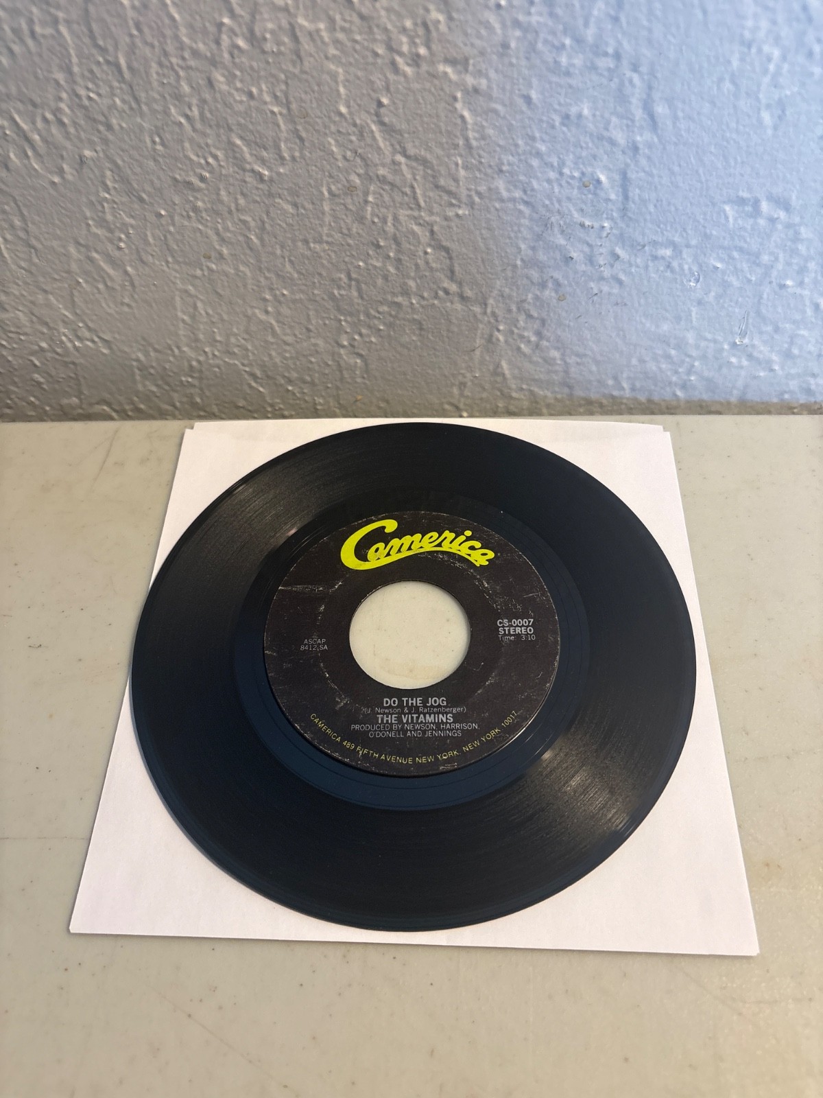 THE VITAMINS 7" 45 RPM 1978 DO THE JOG / HEY MR DJ PUNK NEW WAVE VINYL VG+