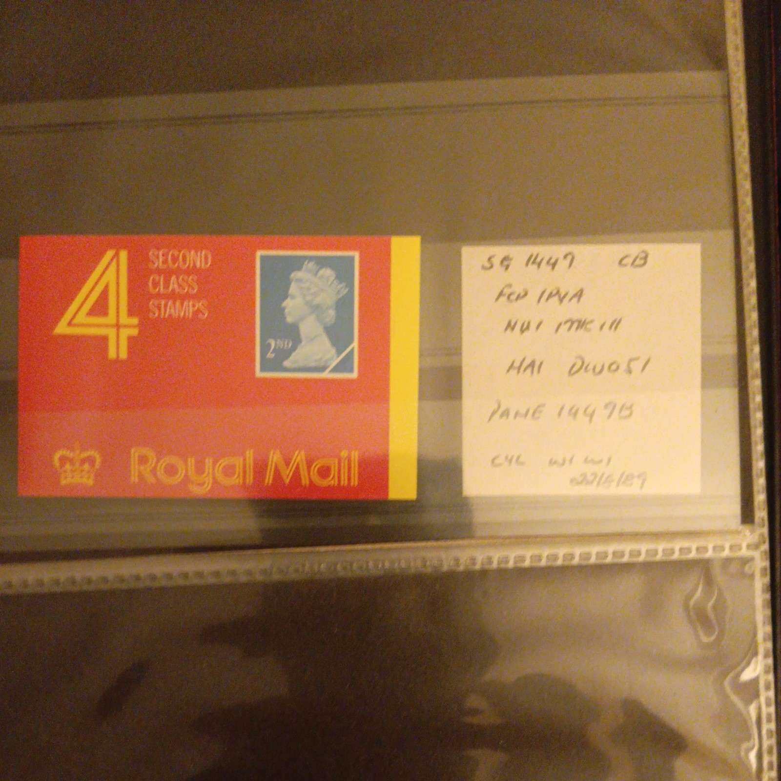 GB QEII 1989 4 x 2nd CLASS STAMP BOOKLET HA1 - CYLINDER W1 W1