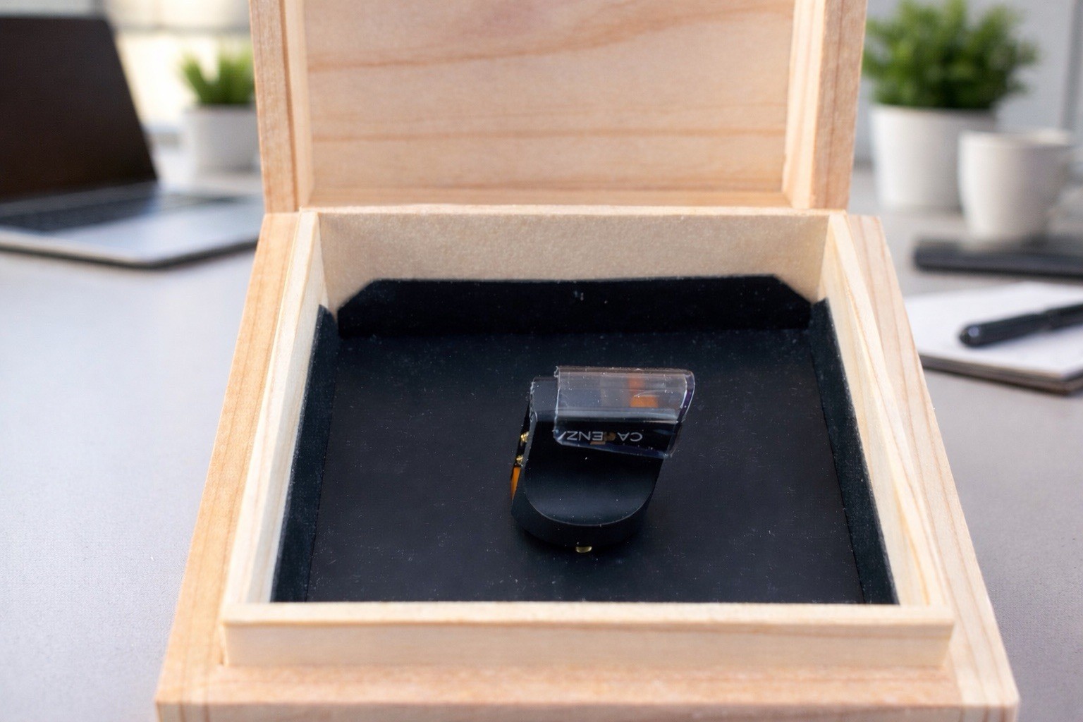 Ortofon Cadenza Black MC Cartridge In Excellent Condition