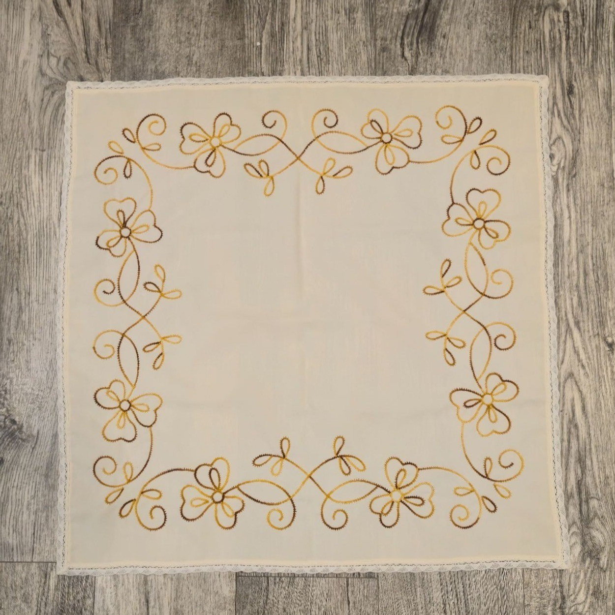 Vintage tablecloth Ombre Embroidered square Floral With Lace Edge 27x27 handmade