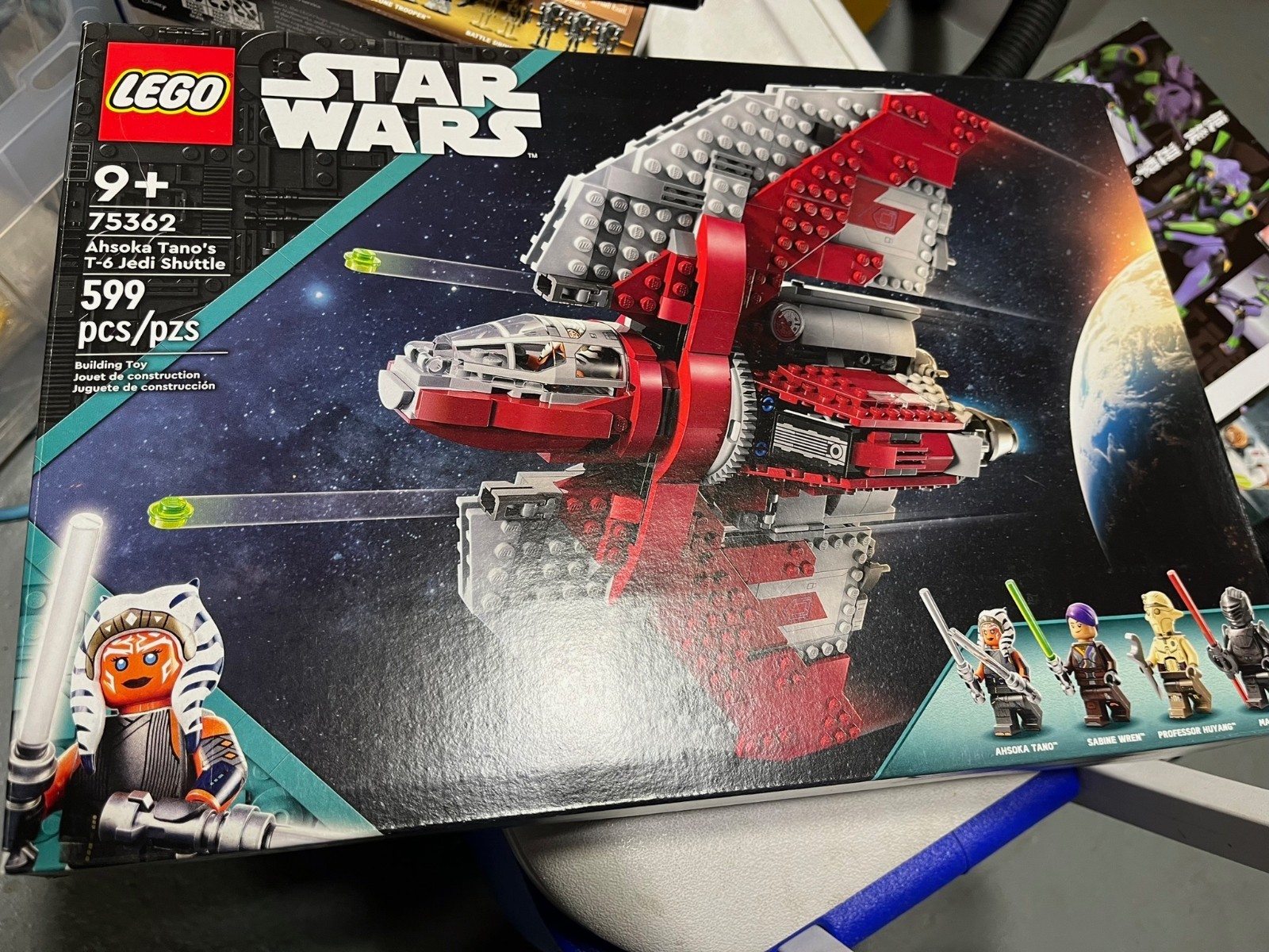 LEGO Star Wars: Ahsoka Tano's T-6 Jedi Shuttle (75362) Complete w/minifigures