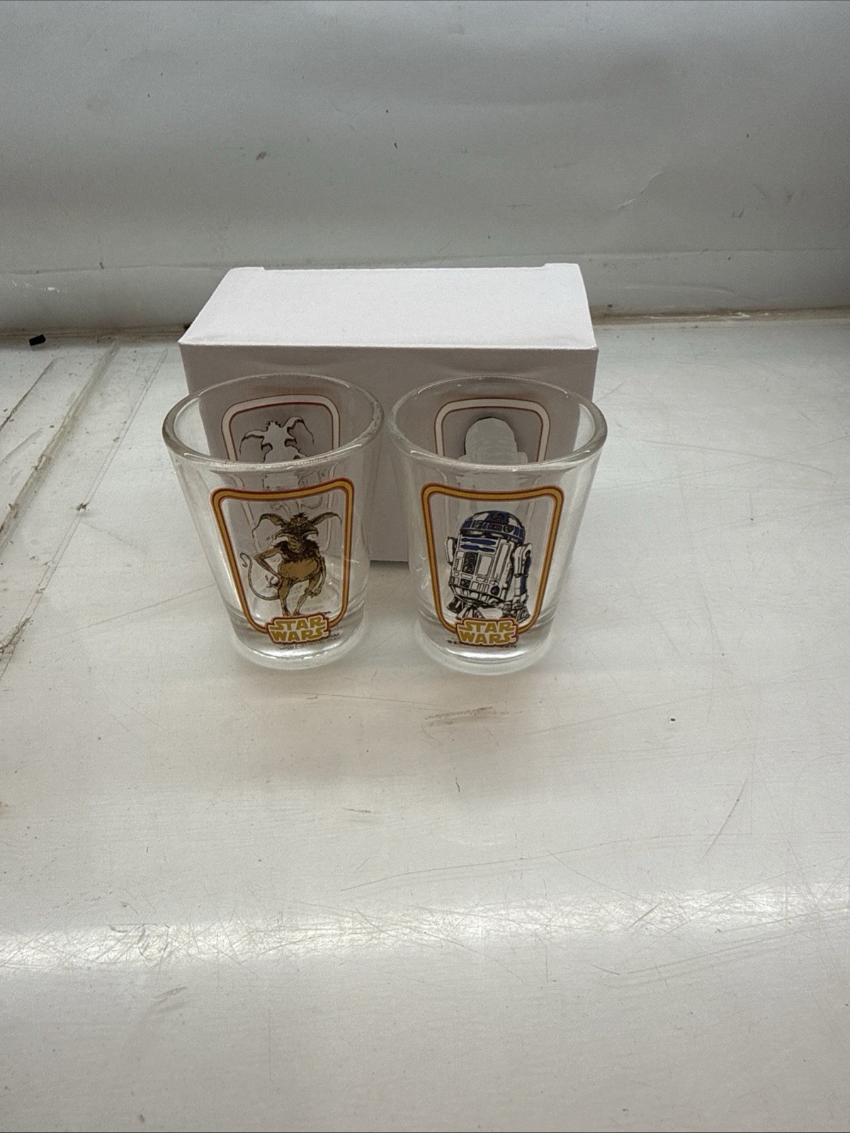 2018 Star Wars Funko 2 PCS Toothpick Holders R2 D2/Salacious Crumb Shot Glasses