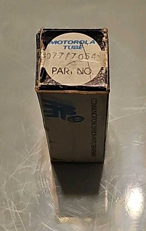 8077/7054 Motorola Tube New