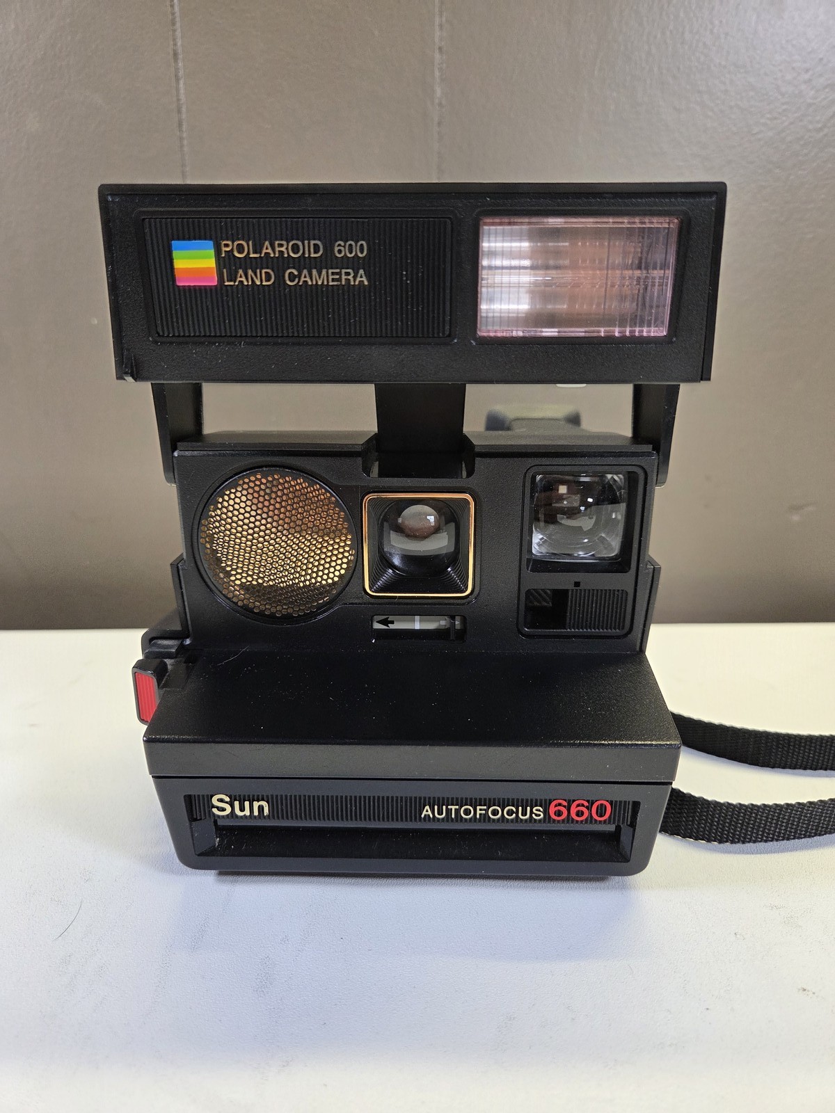 Vintage Polaroid Sun Autofocus 660 Instant Land Camera 600 Series Black