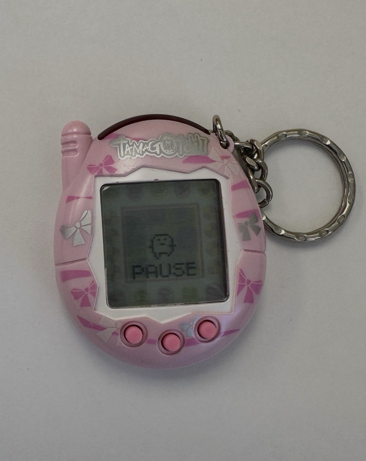 Tamagotchi Connection Bandai V3 2004 Pink w/ Ribbons,