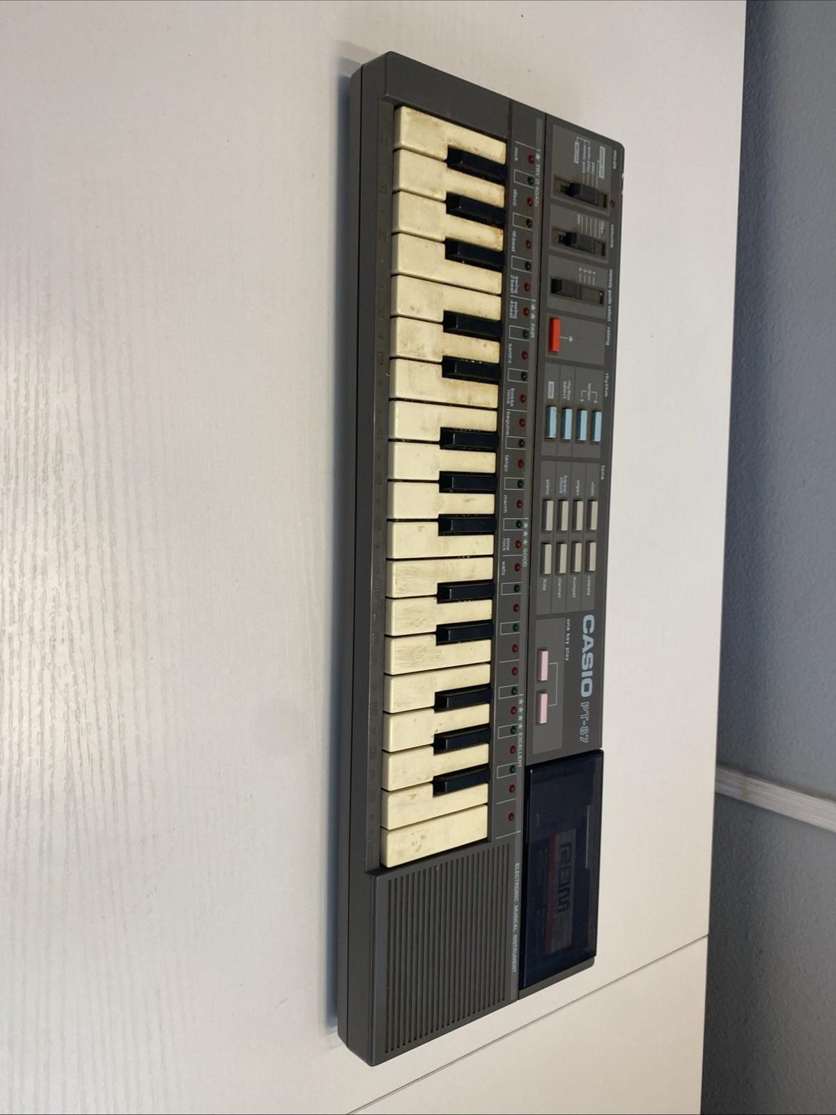Vintage Casio Casiotone PT-87 Mini Keyboard With Rom Pack RO-551 TESTED