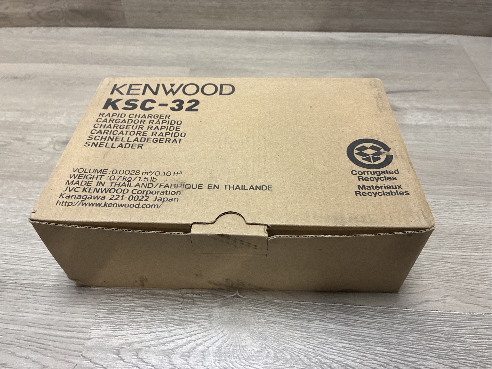 Kenwood KSC-32 Rapid Rate Charger New Open Box
