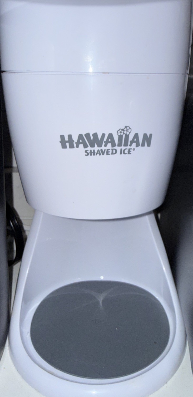 Hawaiian Shaved Ice S900A Electric Ice Shaver White Household Use