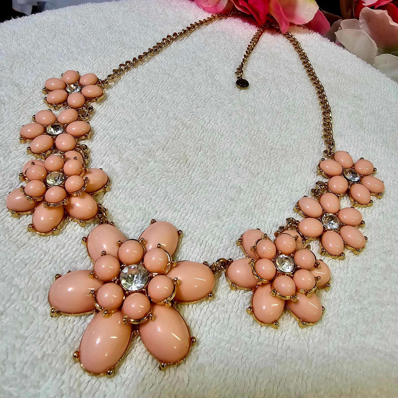 1946 Candy Pink Cabochon Goldtone Statement Floral Necklace 19 1/2"