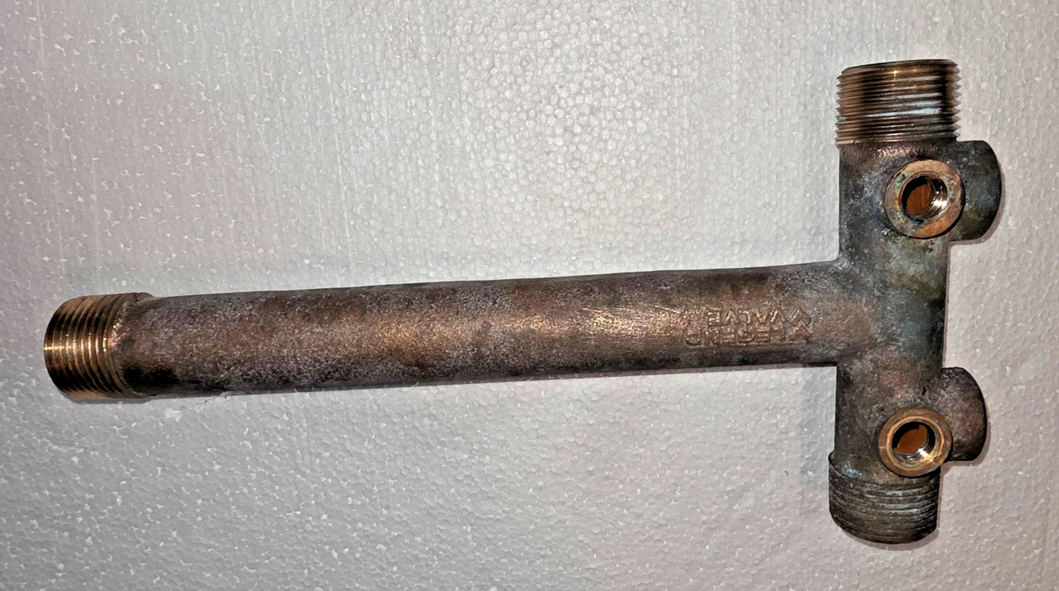 26EE02 LEGEND VALVE BRASS TANK TEE FOR WATER PRESSURE TANK, GOOD CONDITION