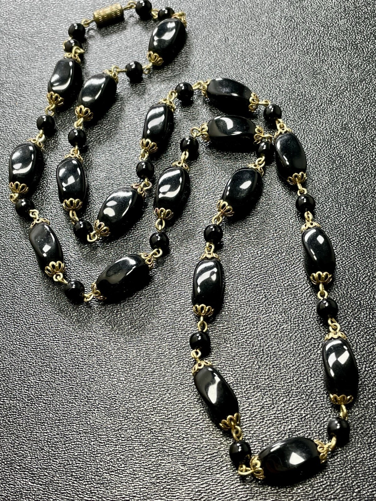 Vintage 28” Black Onyx Gemstone Beaded Gold Tone Necklace