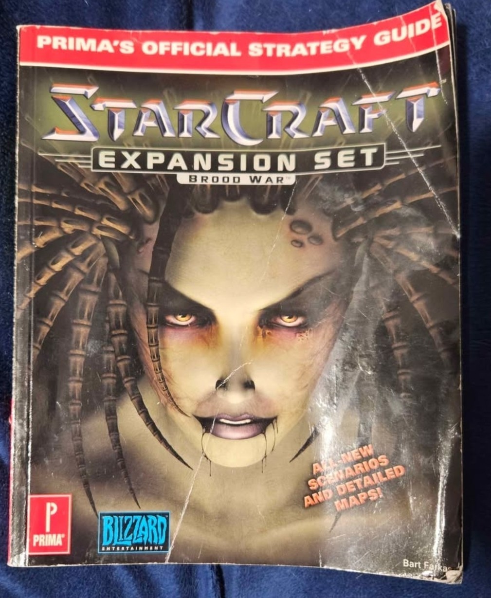 StarCraft : Expansion Set - Brood War (Prima's Official Strategy Guide) Blizzard
