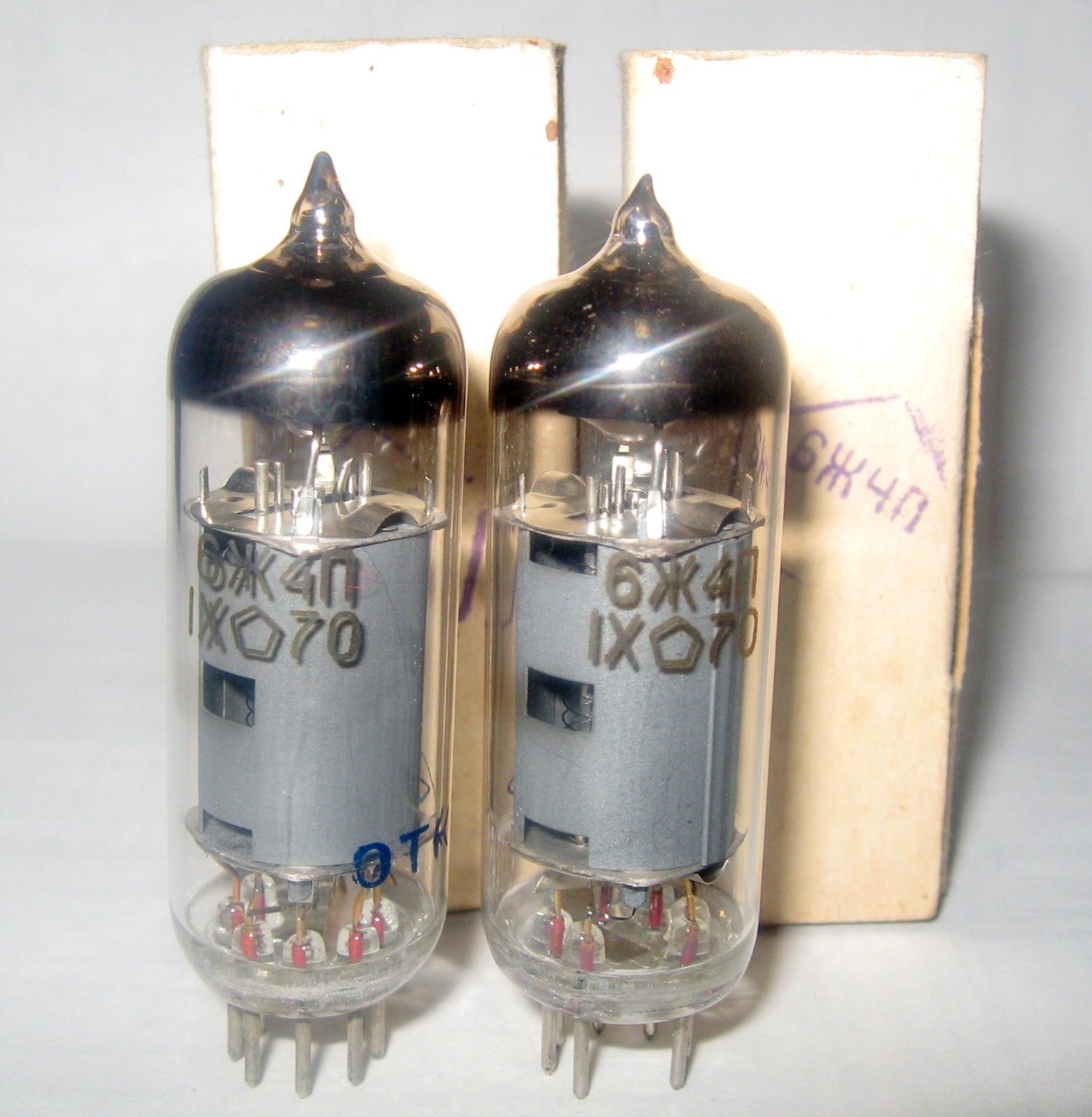 6J4P / 6Z4P / 6AU6 / EF94 NEVZ Soviet Military Pentode Vacuum 2pcs in box 1970