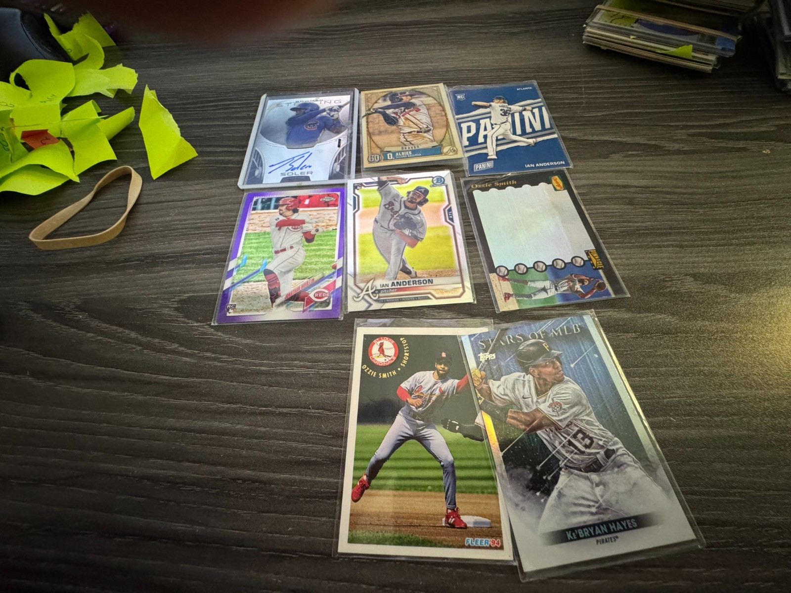 Lot of Vintage Baseball Cards(498)