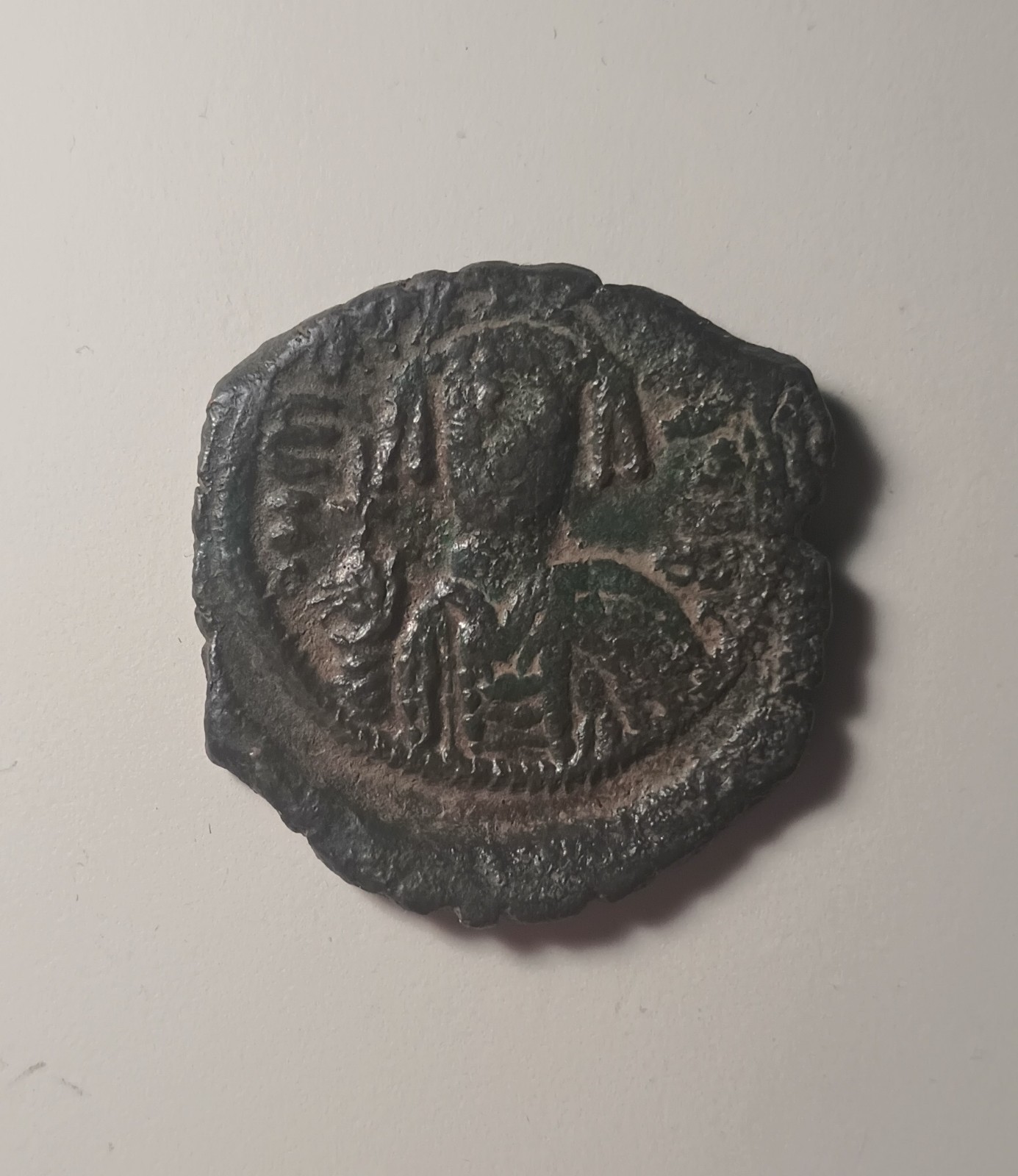 Byzantine Maurice Tiberius 582-602 AD AE Follis Nicomedia RY 13