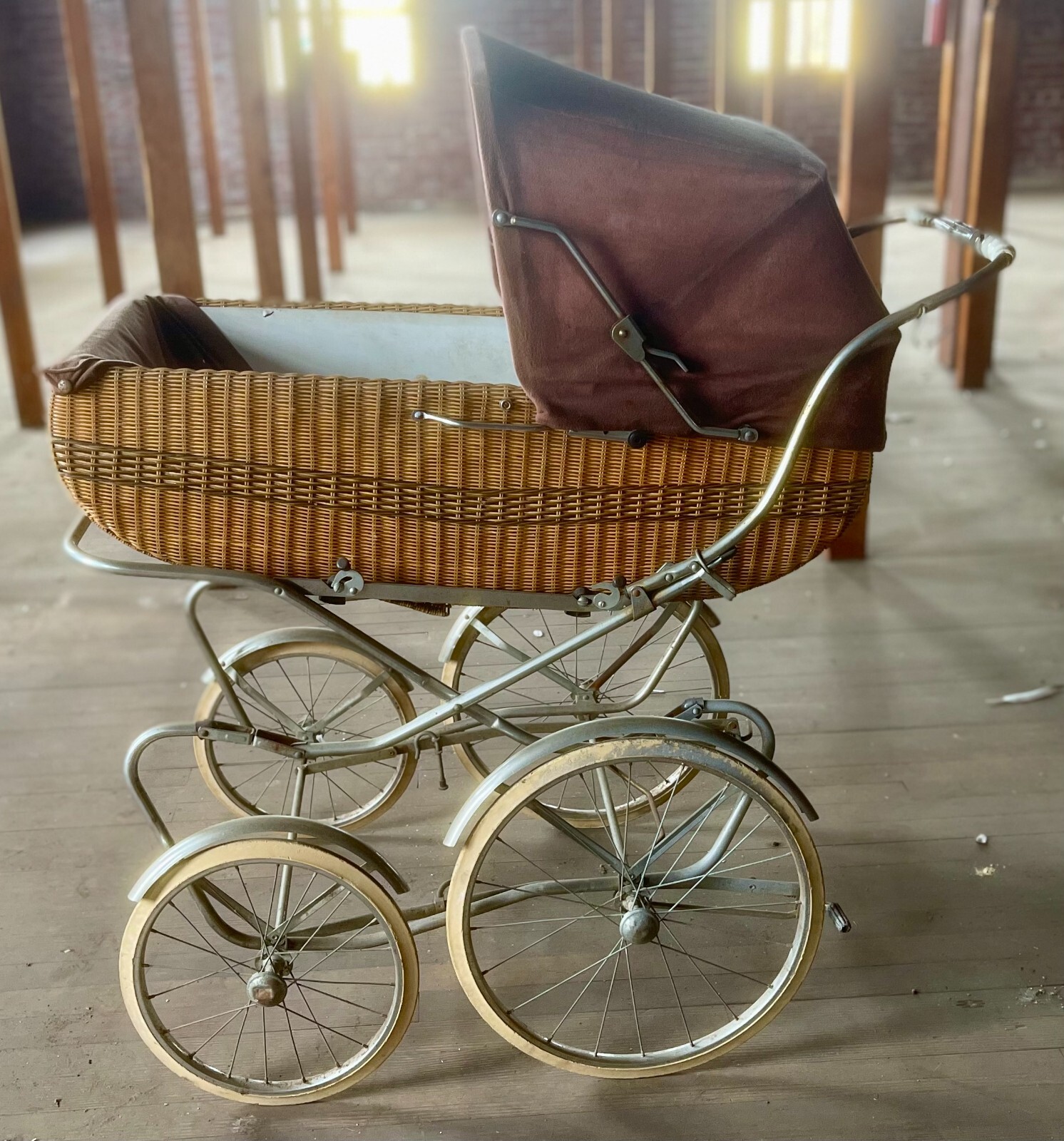 Peg Perego Antique Baby Buggy (Baby Stroller) **No Shipping, PICKUP ONLY**