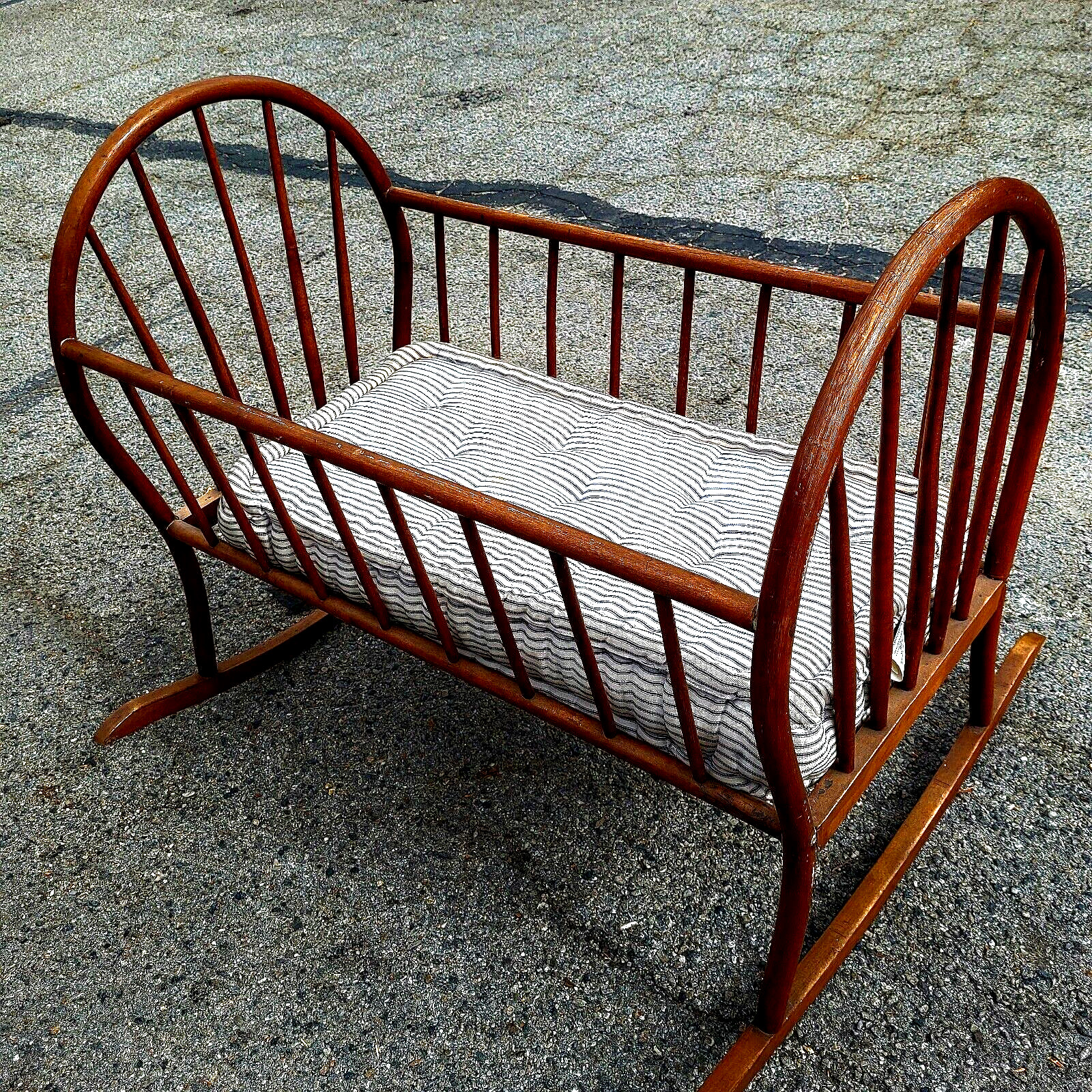 Rocking Wooden Cradle - Made Iowa 1920. Vintage Amish style turned Spinal & Cane