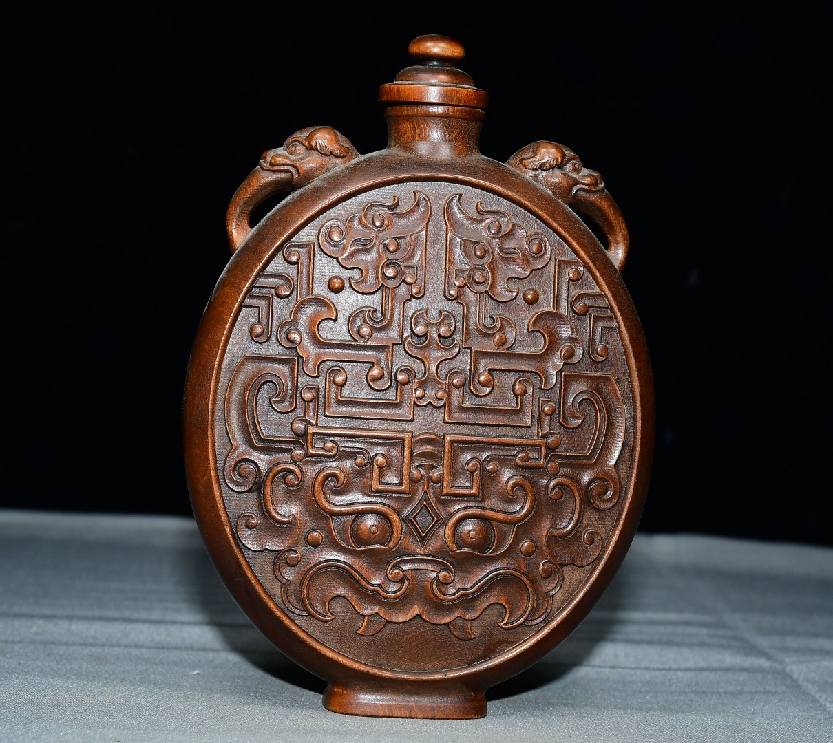 Exquisite Small Leaf Boxwood Snuff Bottle Ornament