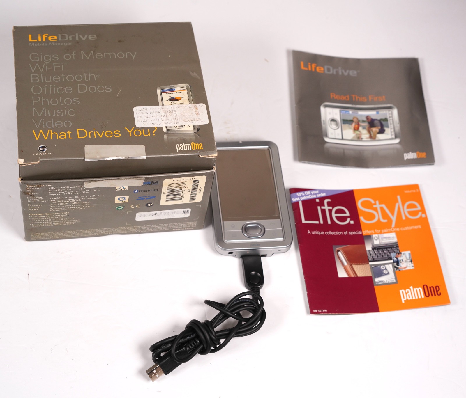 PalmOne LifeDrive Mobile Manager Handheld PDA (1044NA) In Original Box Tested