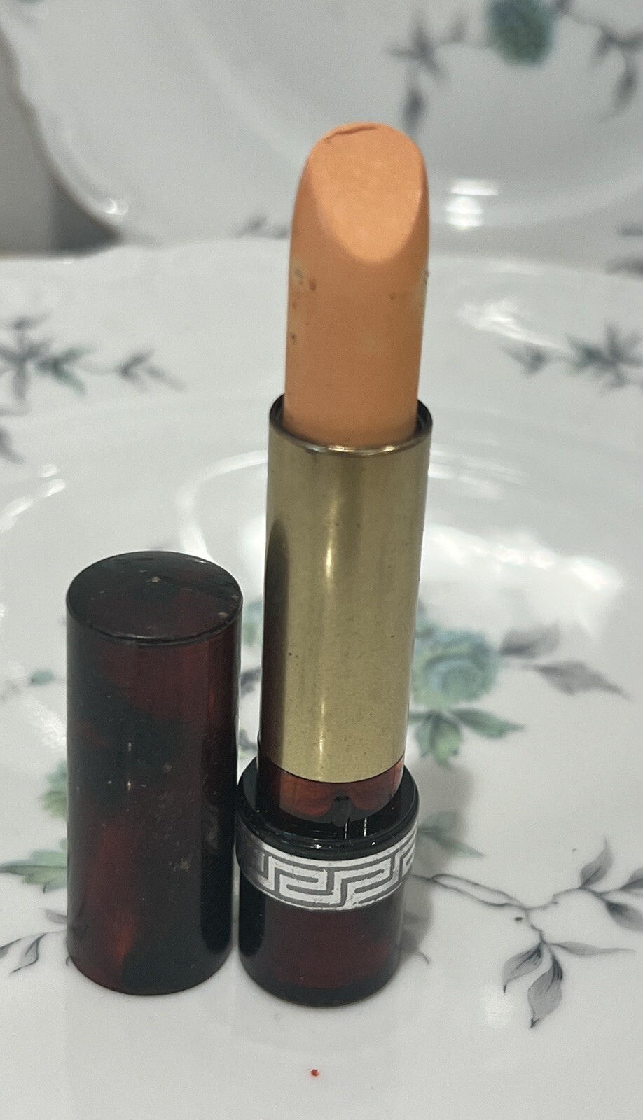 VINTAGE REVLON COLLECTIBLE  FROSTLINGS  LIPSTICK SOFTSILVER  PINK NEW