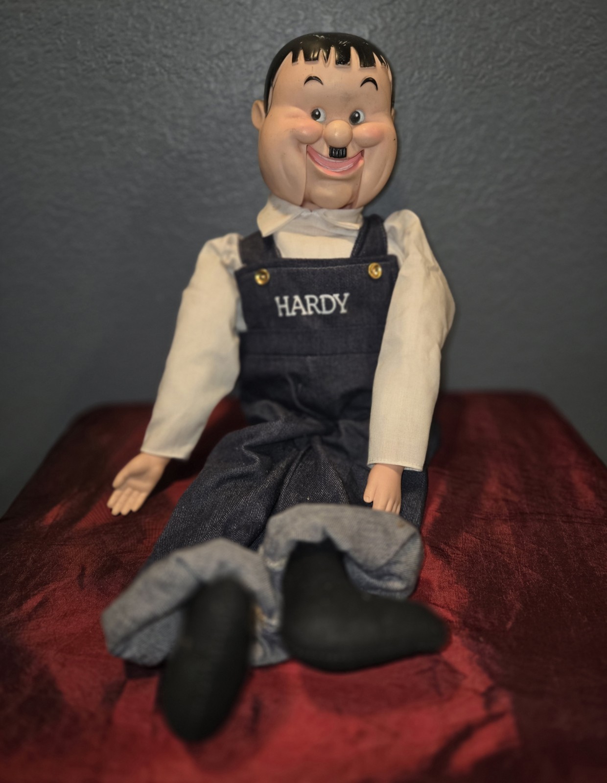 Vintage 23" Hardy Ventriloquist Doll, used, missing hat , good condition