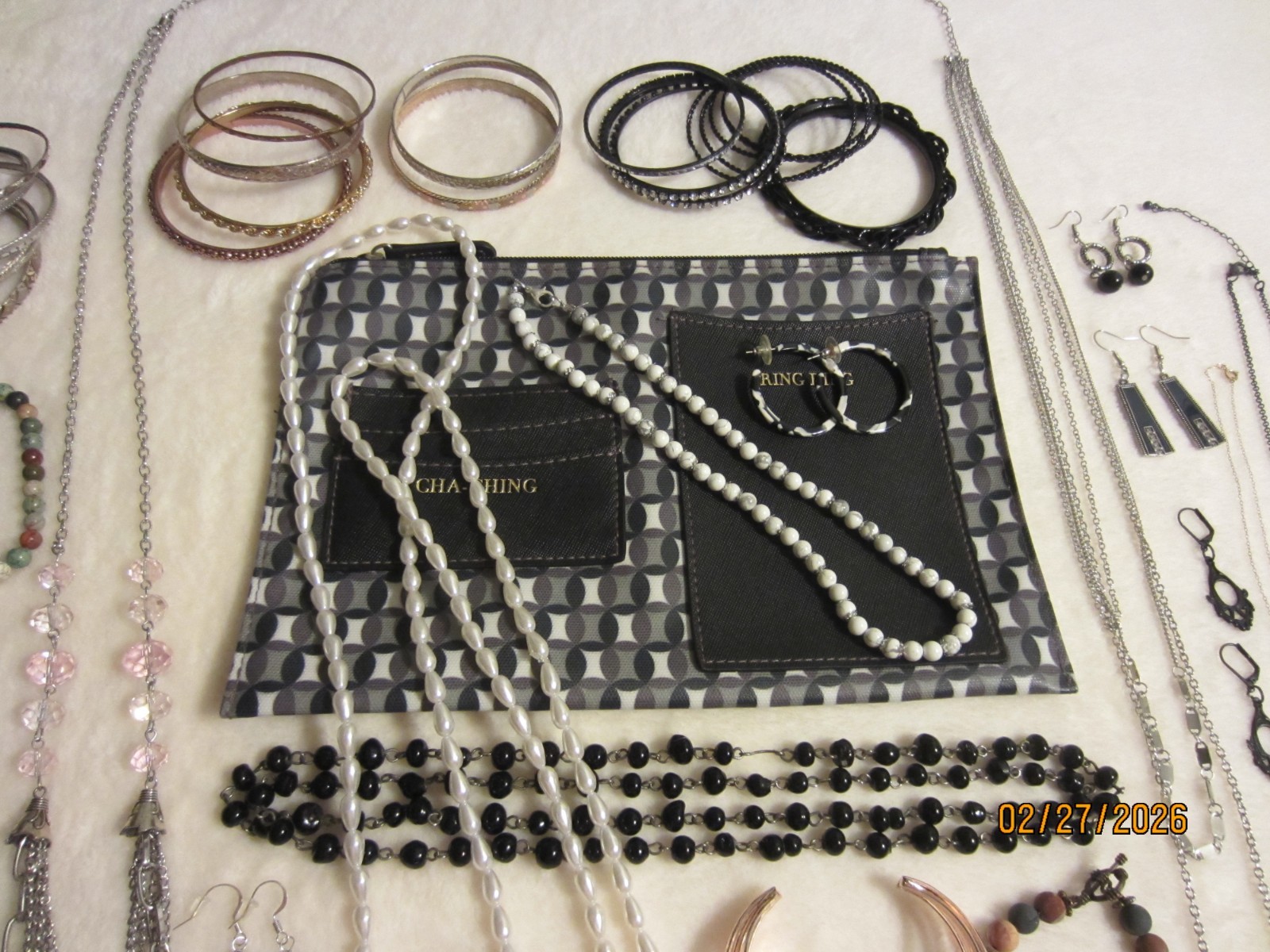Modern-Vintage Pre-owned Fashion Gemstones Costume Jewelry Lot