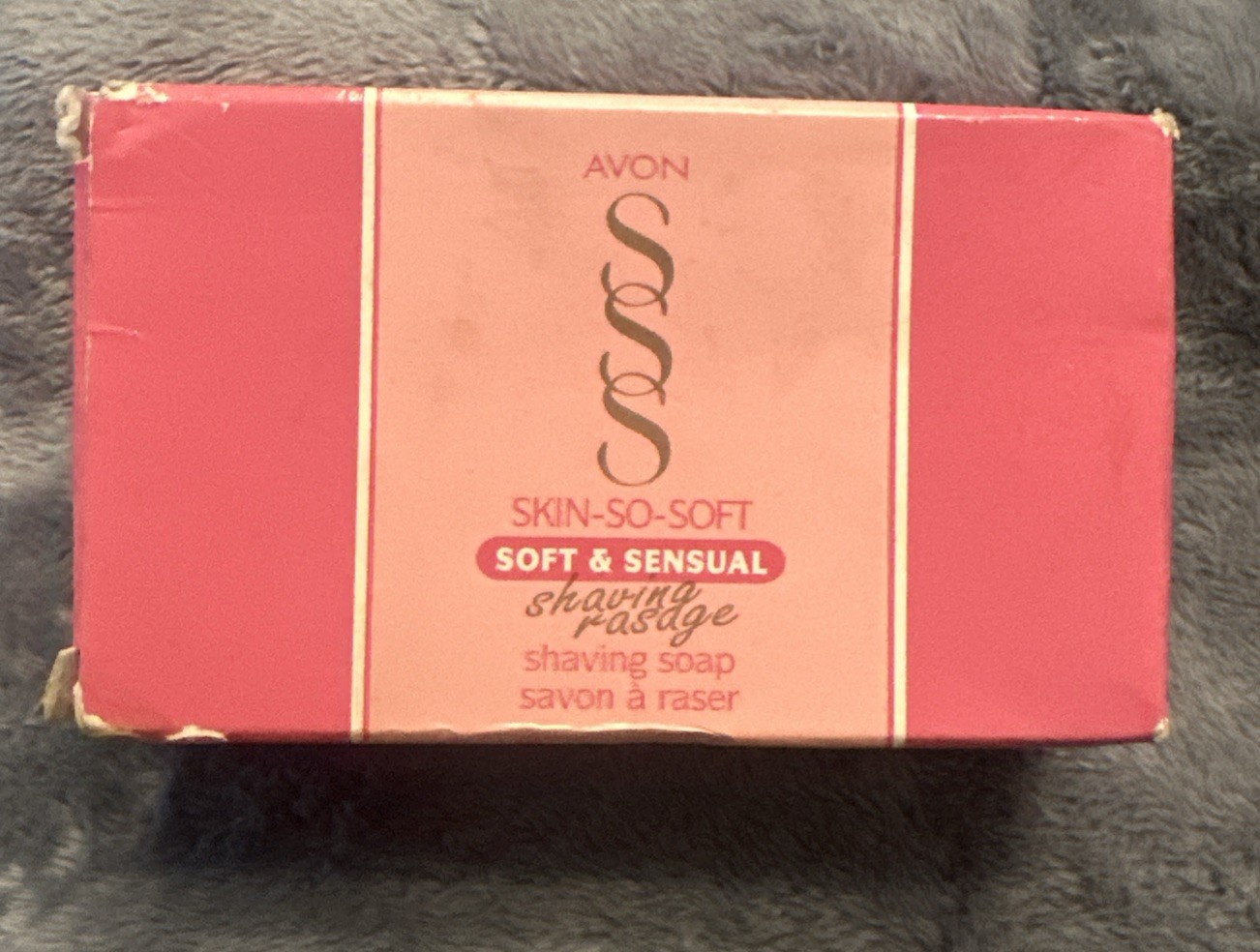 Avon Skin So Soft SSS Shaving Soap Bar Full Size 5oz IN BOX (2002) Shave Rasage