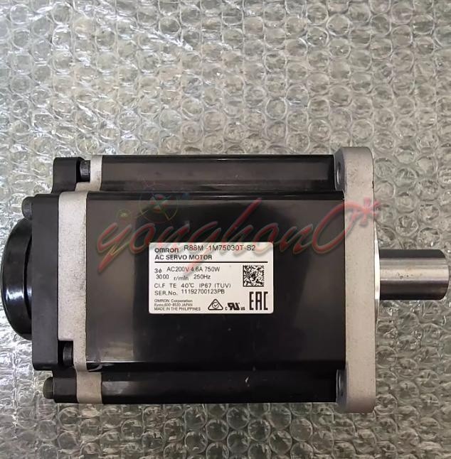 1PC NEW R88M-1M75030T-S2 servo motor R88M1M75030TS2 #qo