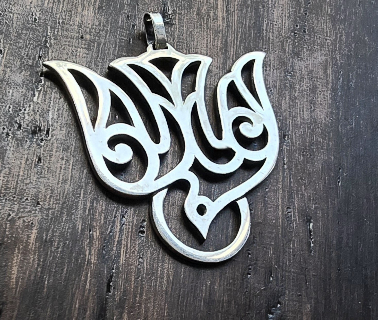 Retired James Avery  LARGE SIZE 16.3gr Descending Dove Openwork Pendant .925