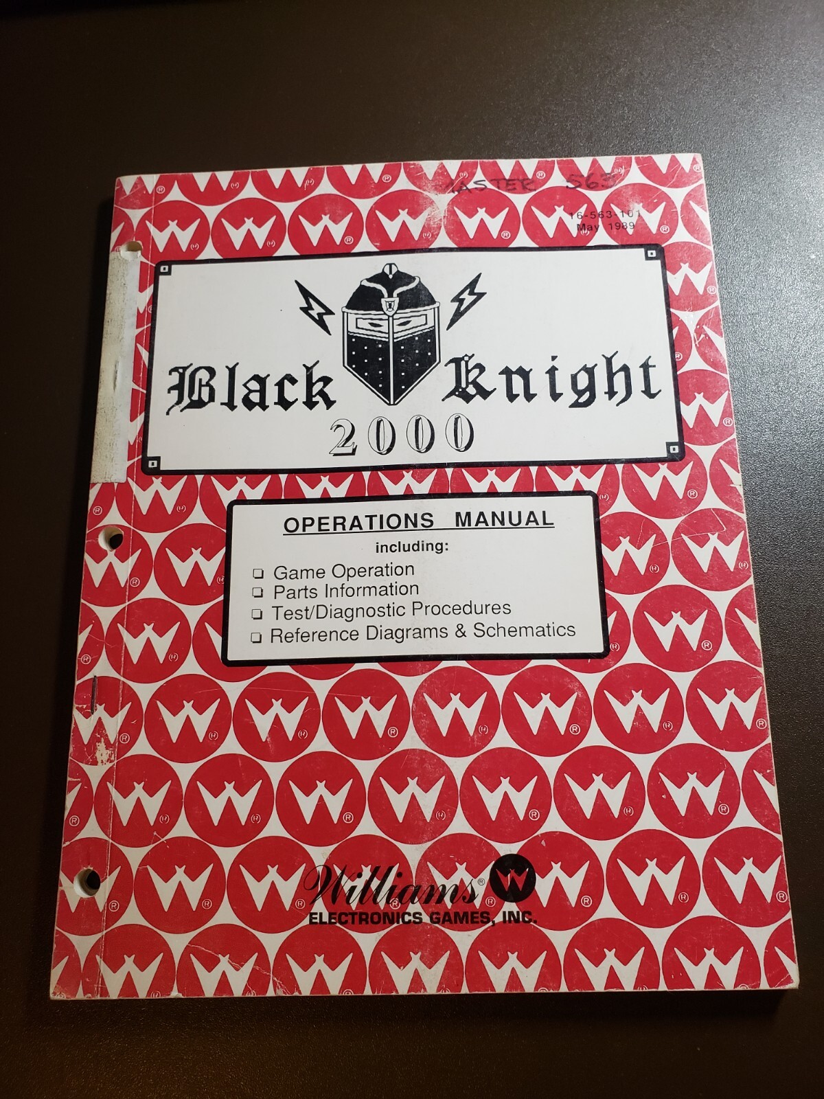 Williams BLACK KNIGHT 2000 Original Pinball Manual (DEFECTIVE READ DESCRIPTION)