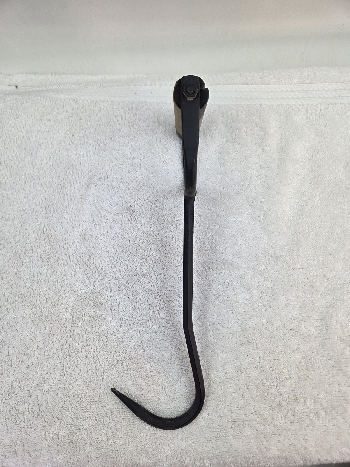 Jensen Primitive Hay Bale Ice Grapple Meat Hook Farm Tool Handle Split 