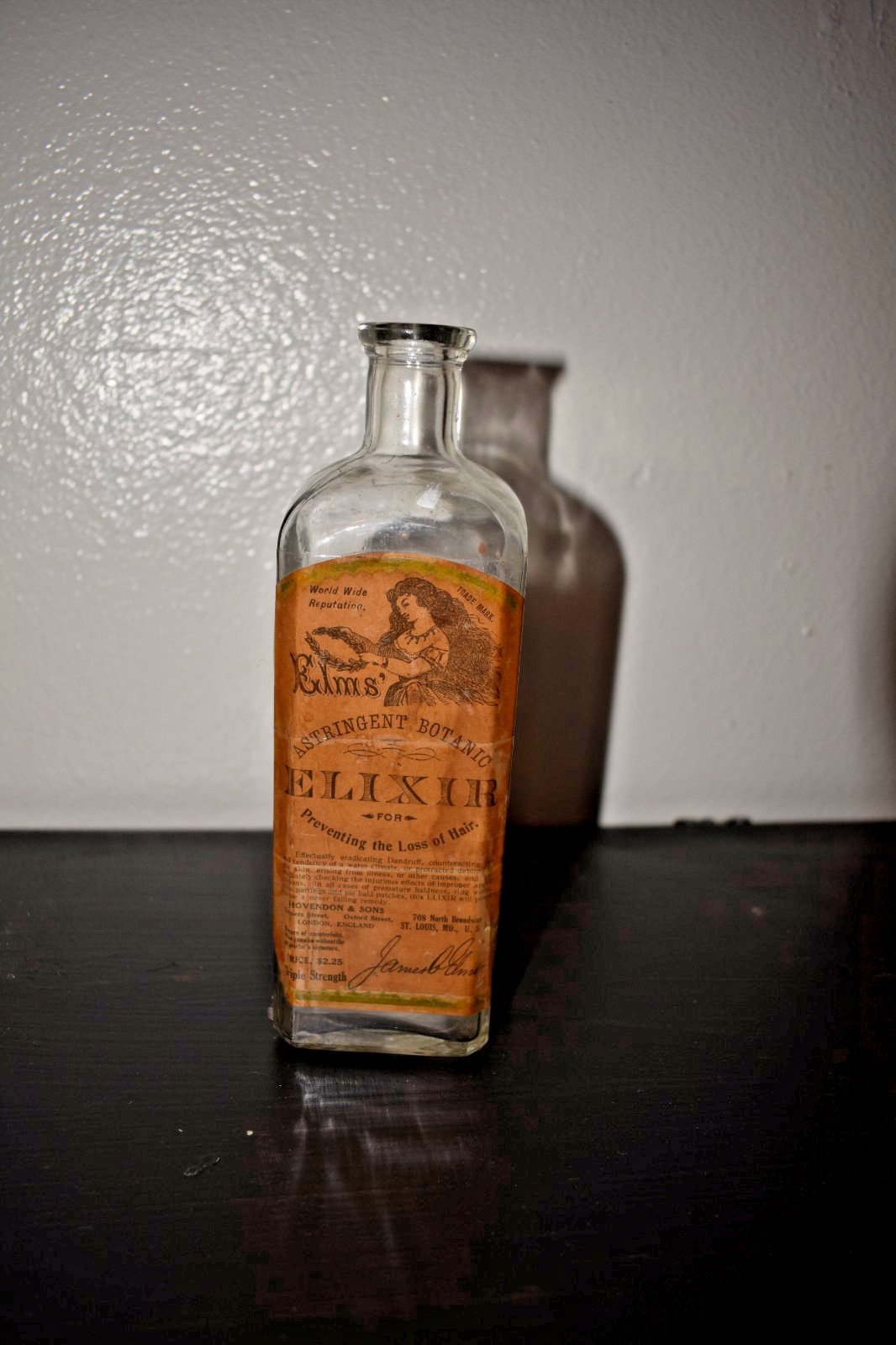 vintage apothecary glass jar/bottle