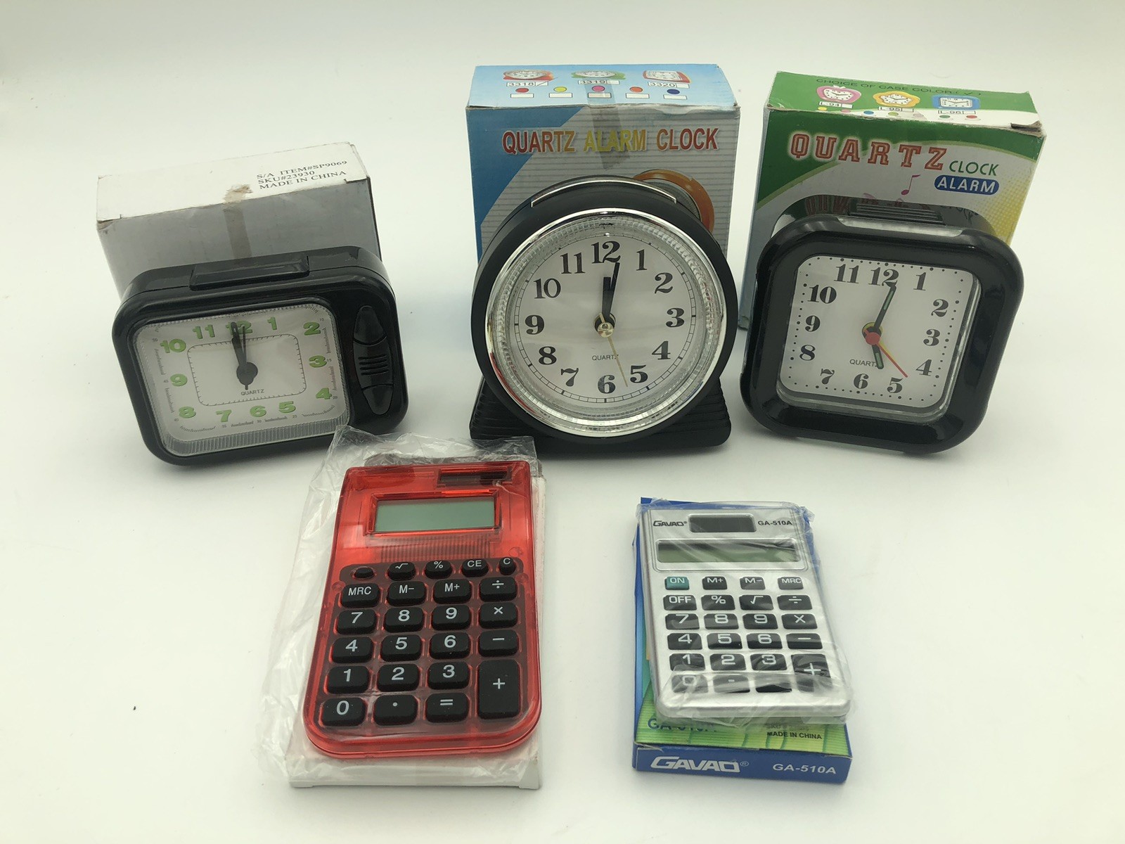 Lot Of 5 Teacher Prizes, 3 Quartz Alarm Clocks And 2 Solar Powered Calculators