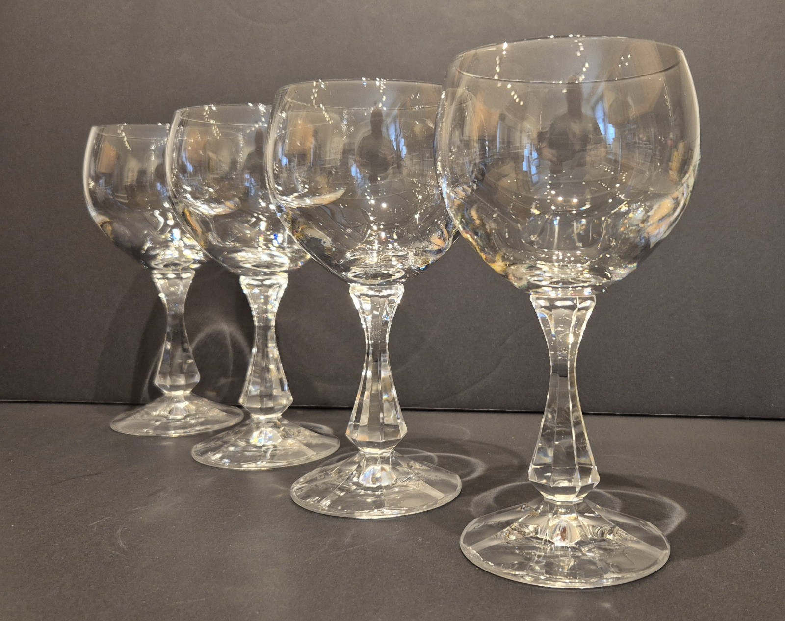 Set of Four Schott Zweisel Crystal Wine Water Goblets Glasses SCZ95 H: 18cm x 4