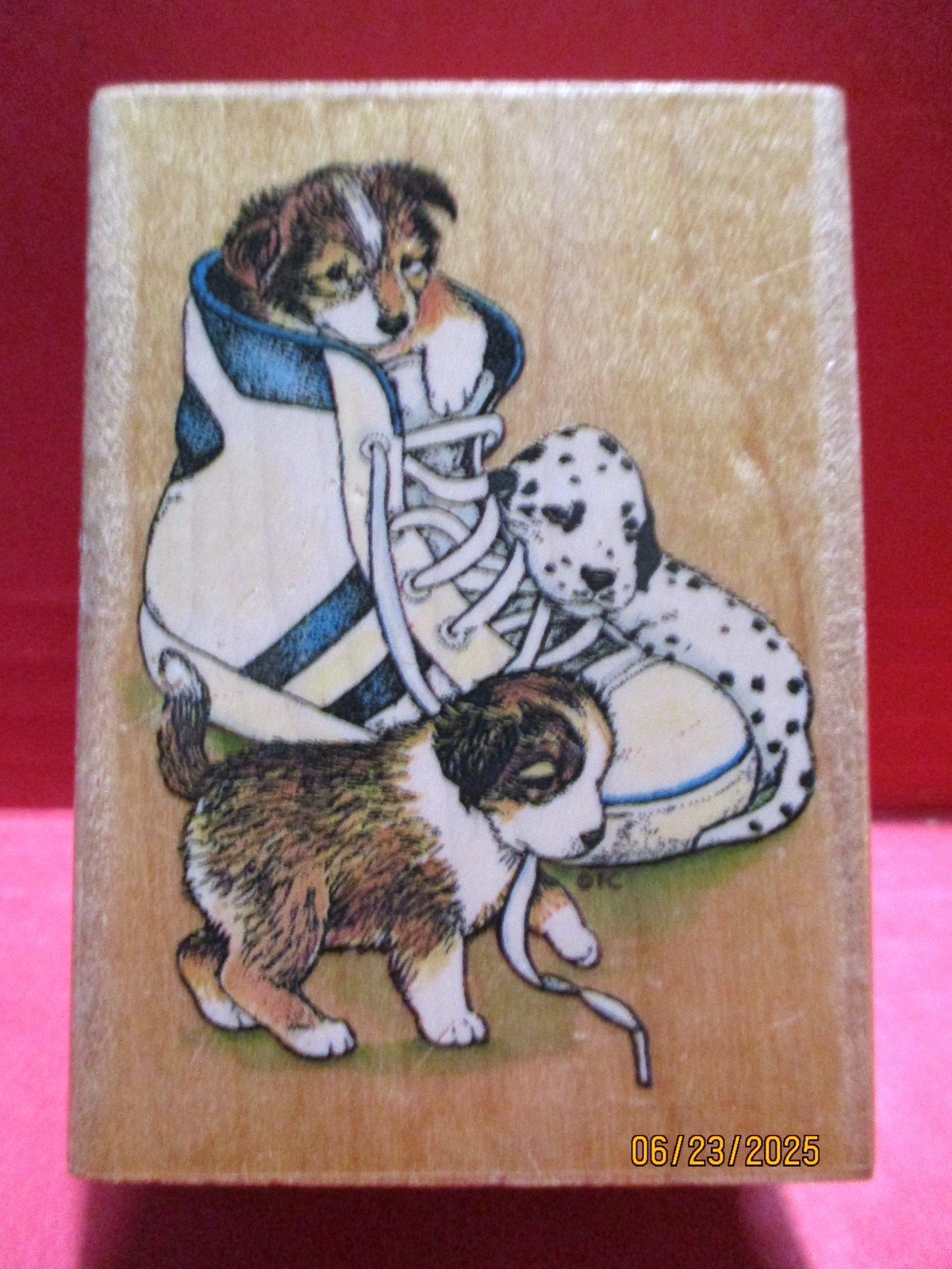 PUPS DOGS PLAYING SNEAKER ALL NIGHT MEDIA RUBBER STAMP WOOD MTD CAROL BRYAN VTG