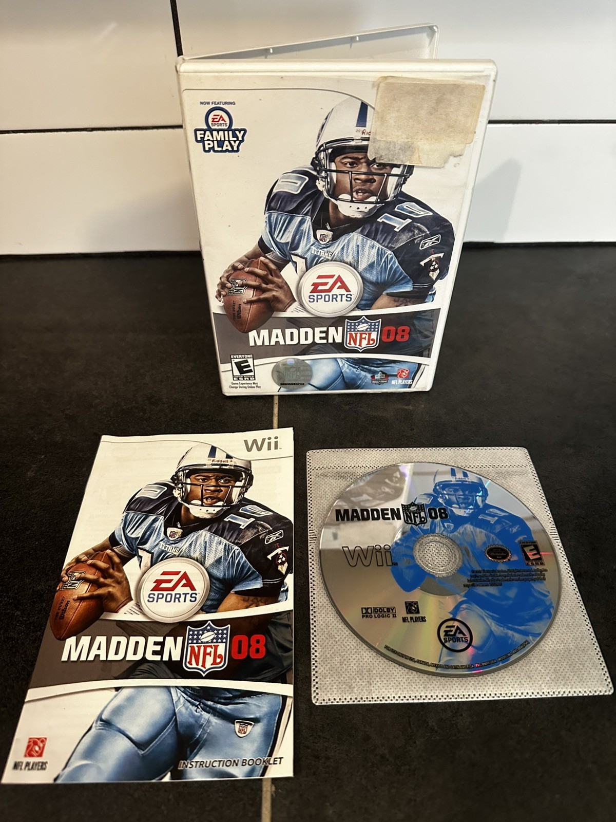 Madden NFL 08 - Nintendo Wii CIB 