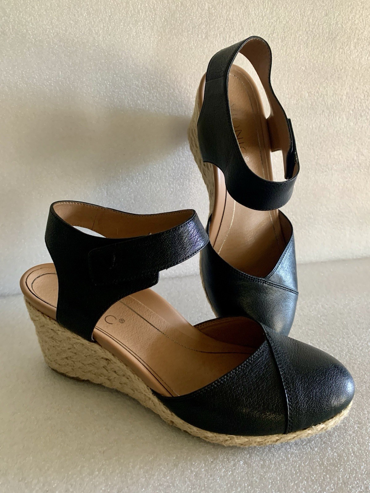 Vionic Loika Women's Size 8 Espadrille Comfort Wedge Black casual