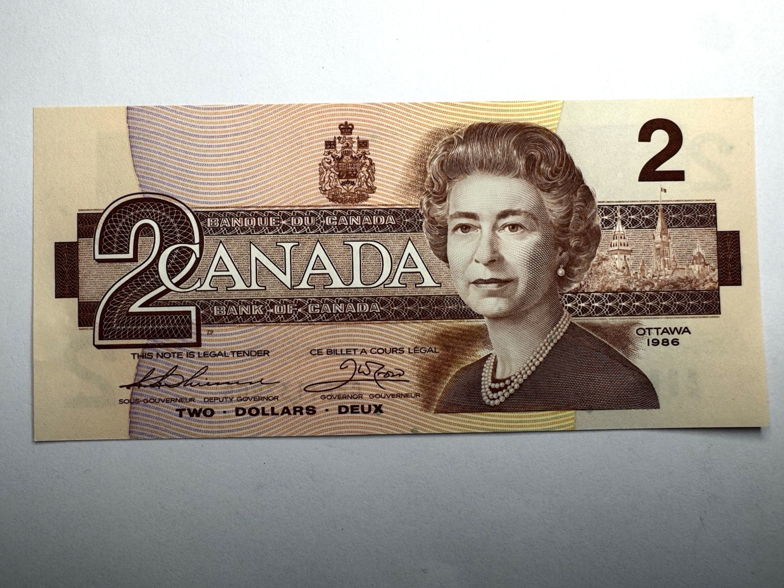 1986 CANADIAN 2 DOLLAR BILL, Canada Note Ottawa