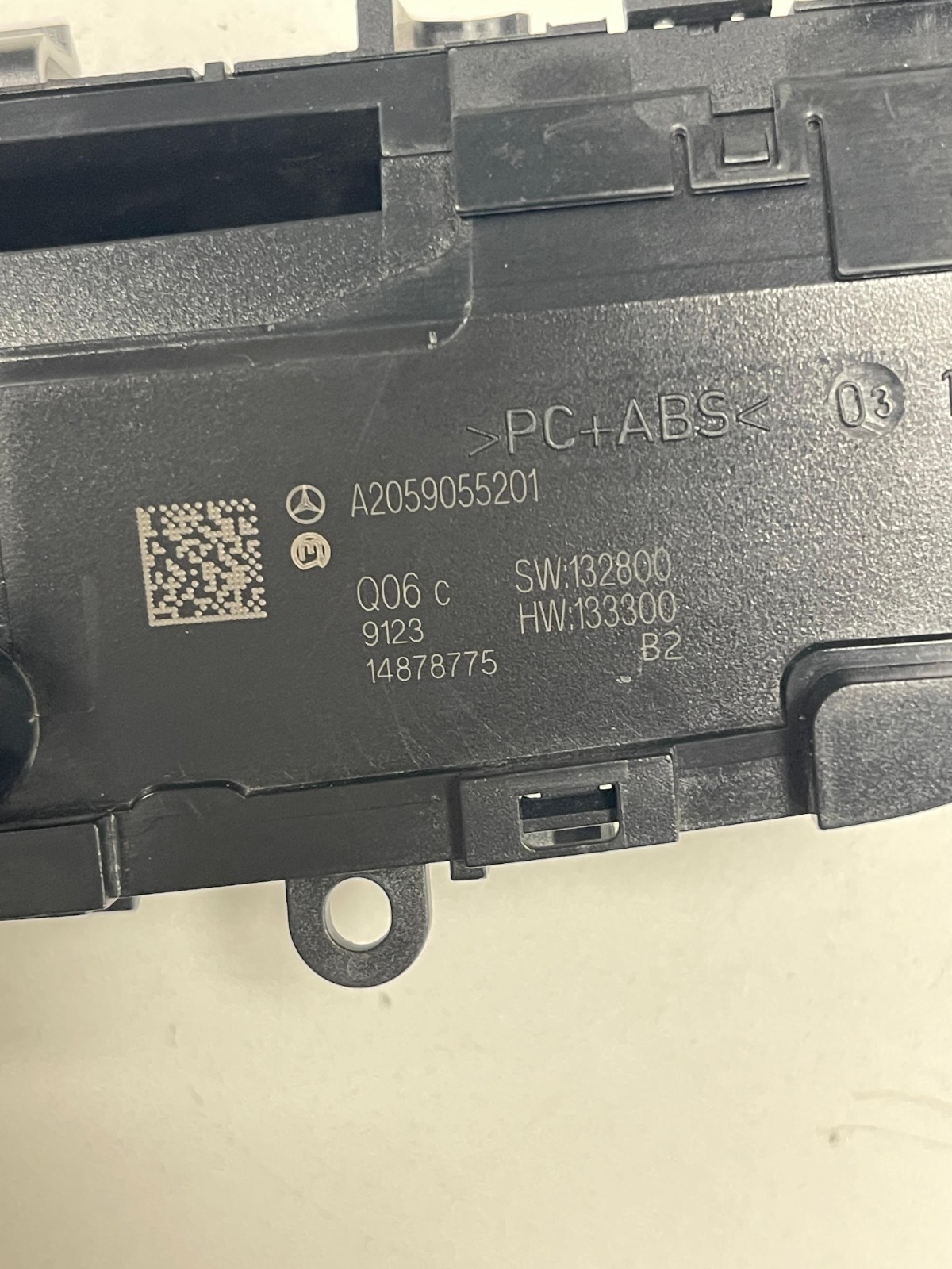 A2059055201 RADIO CONTROL SWITCH BOTTON C205/2015-2021