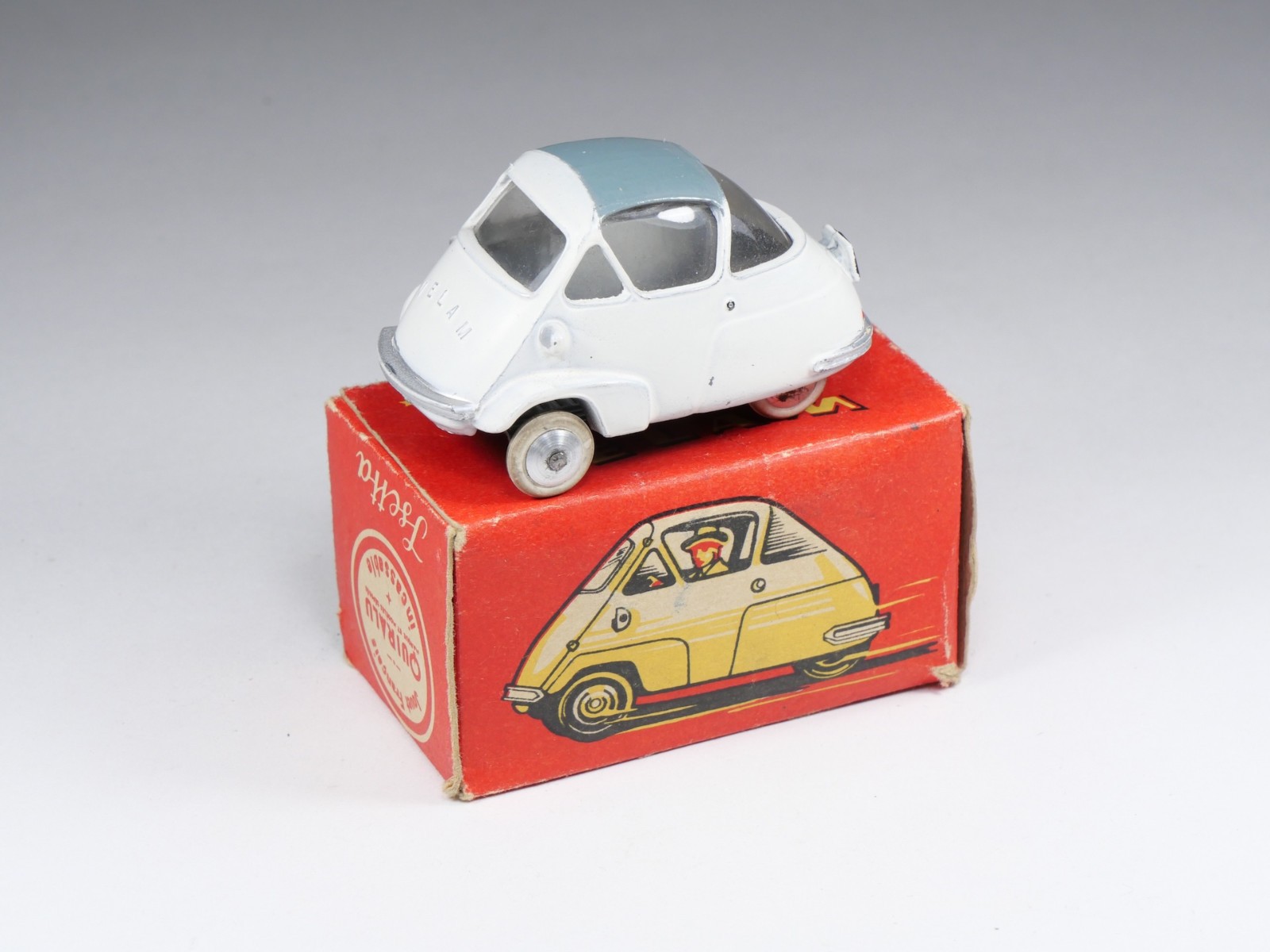 QUIRALU - Isetta Velam - In box