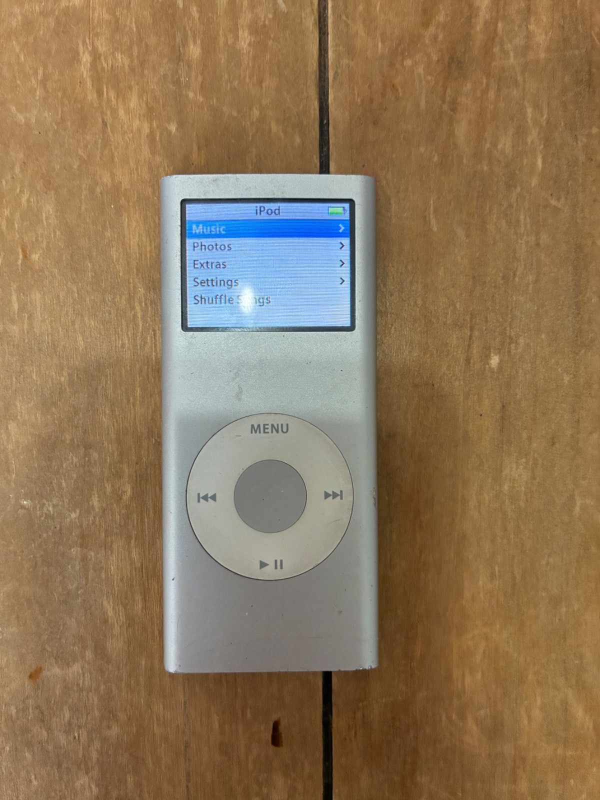 ipod nano 2nd generation 2gb silver nice condition